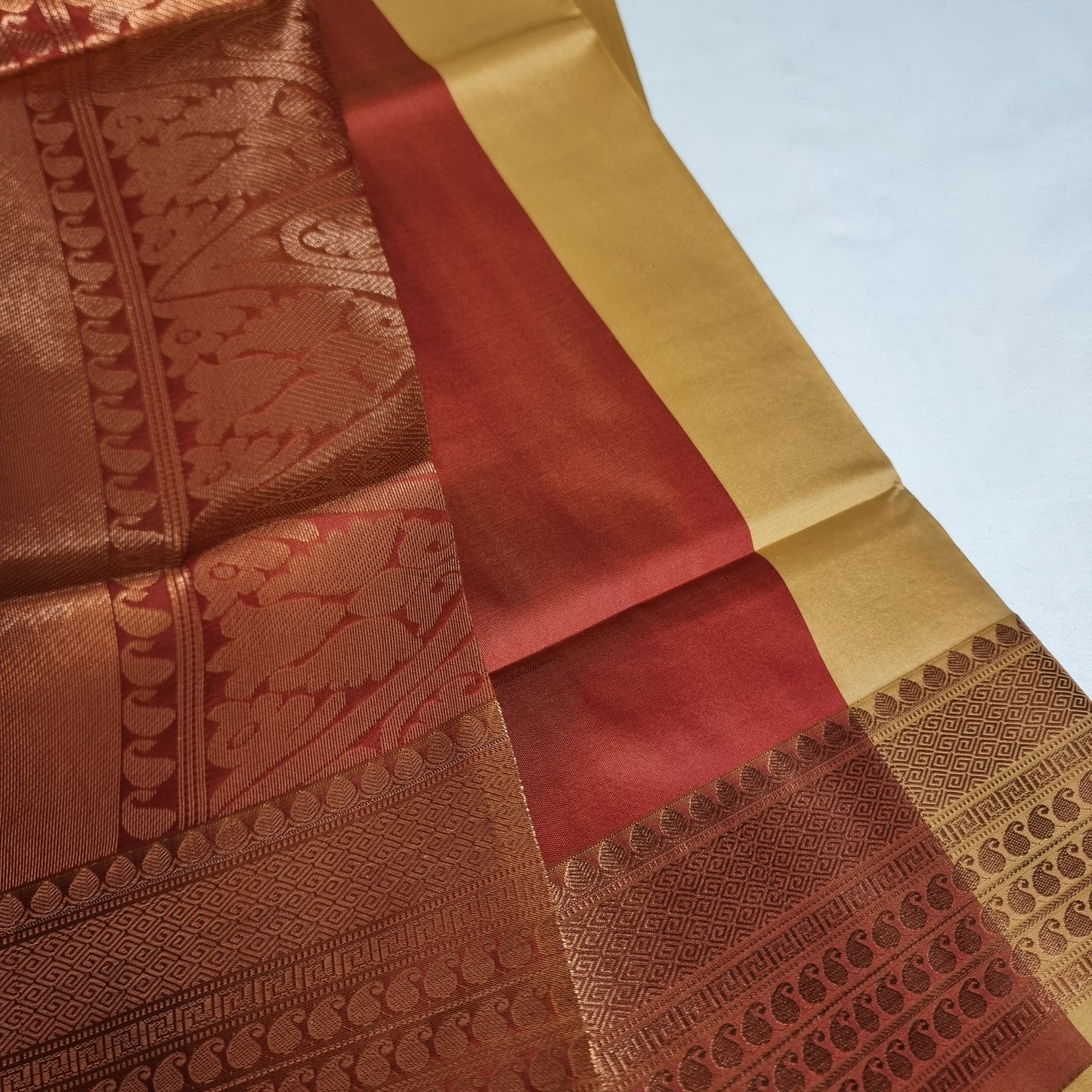 Ponnarasi Saree