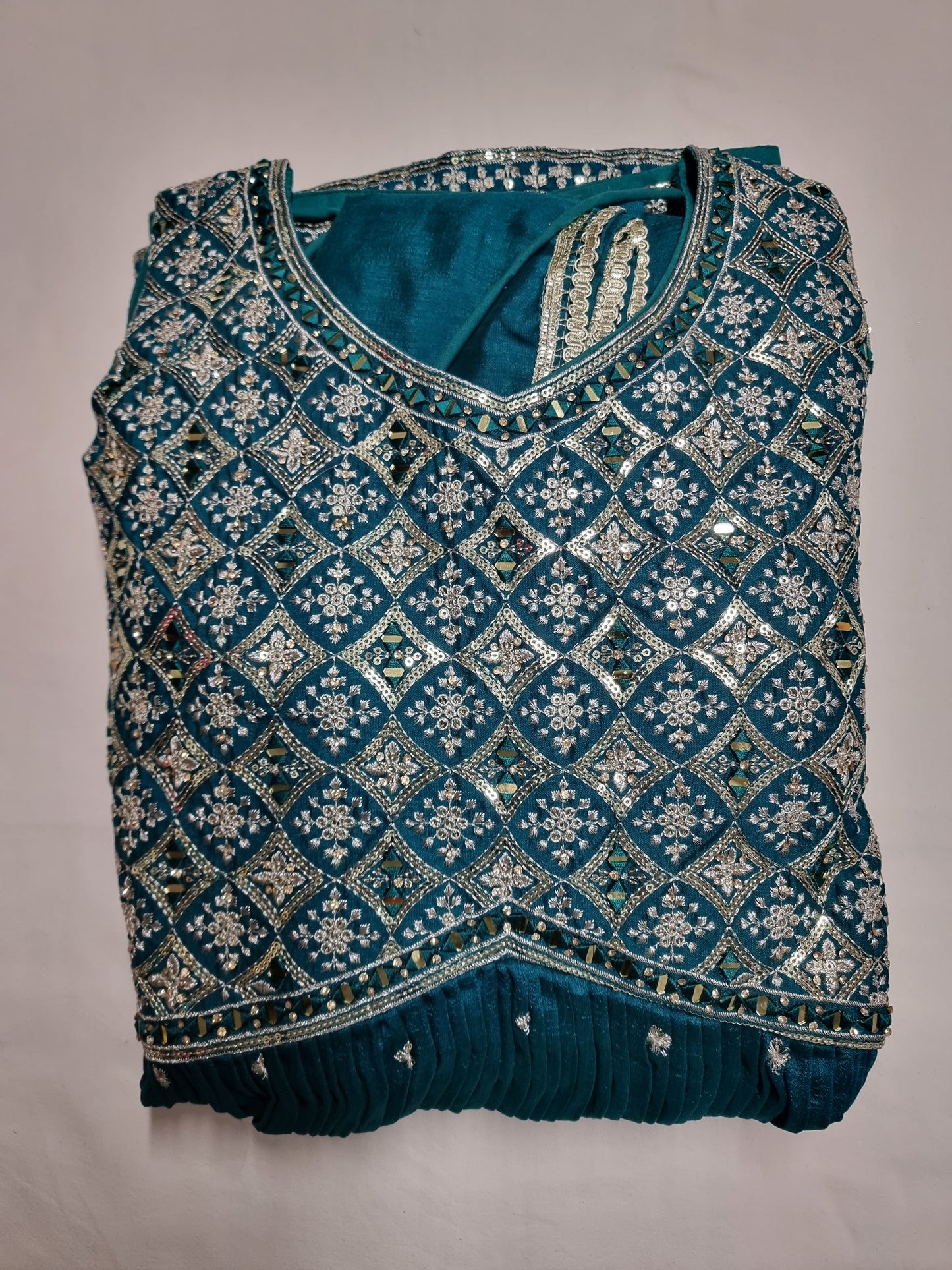 Sharara Suit Diamond Silver Edition