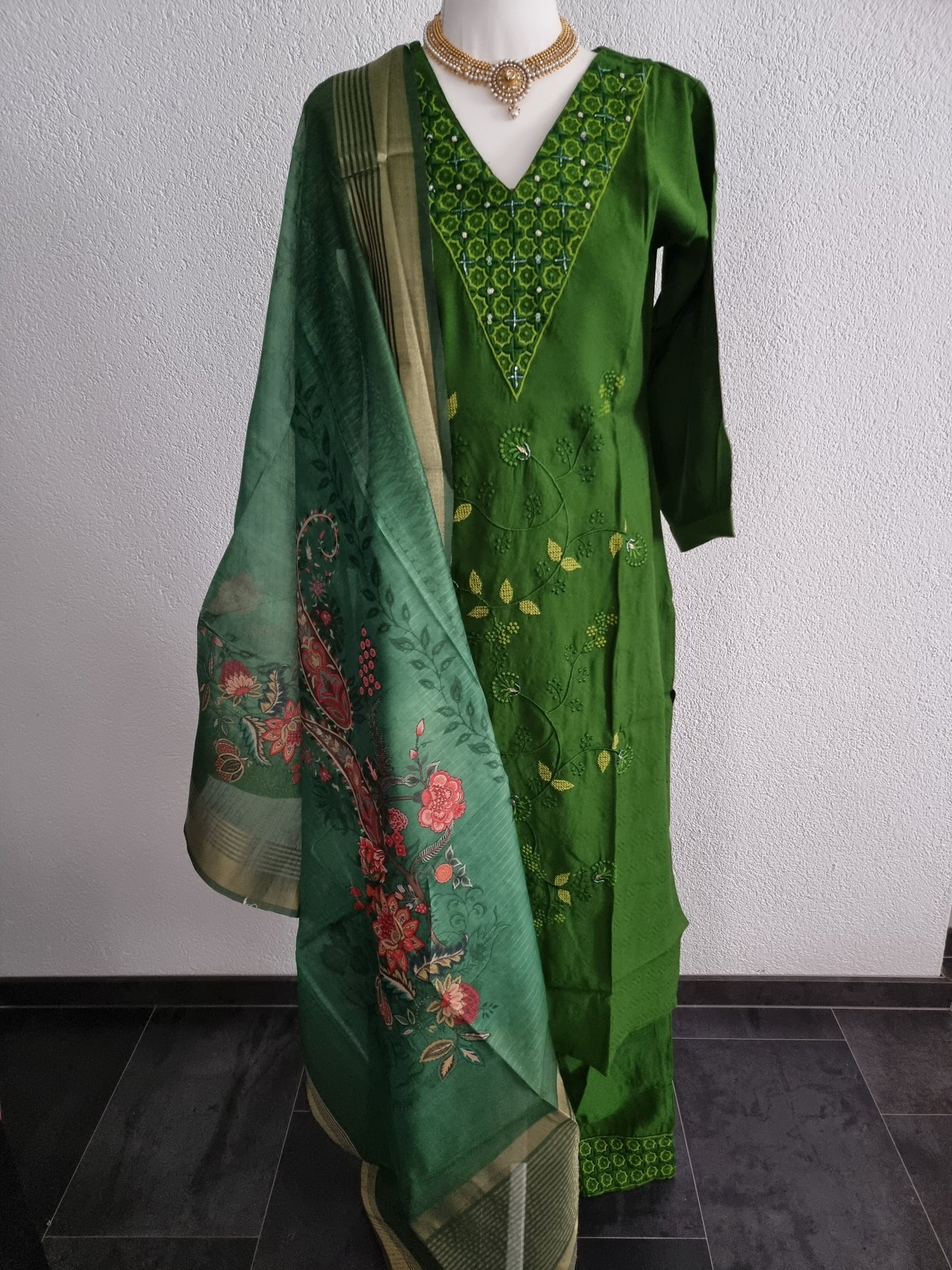 Salwar Meadow Classic