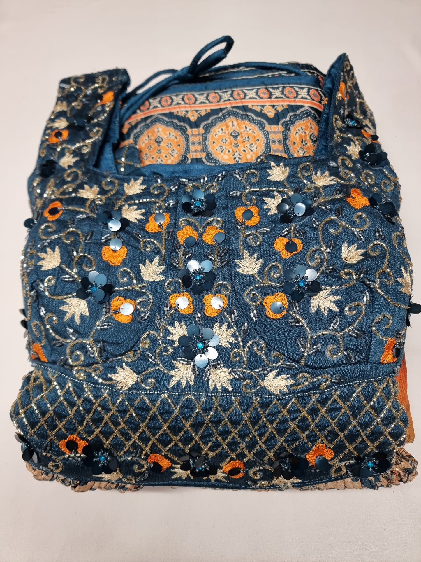 Salwar Botanic Glow