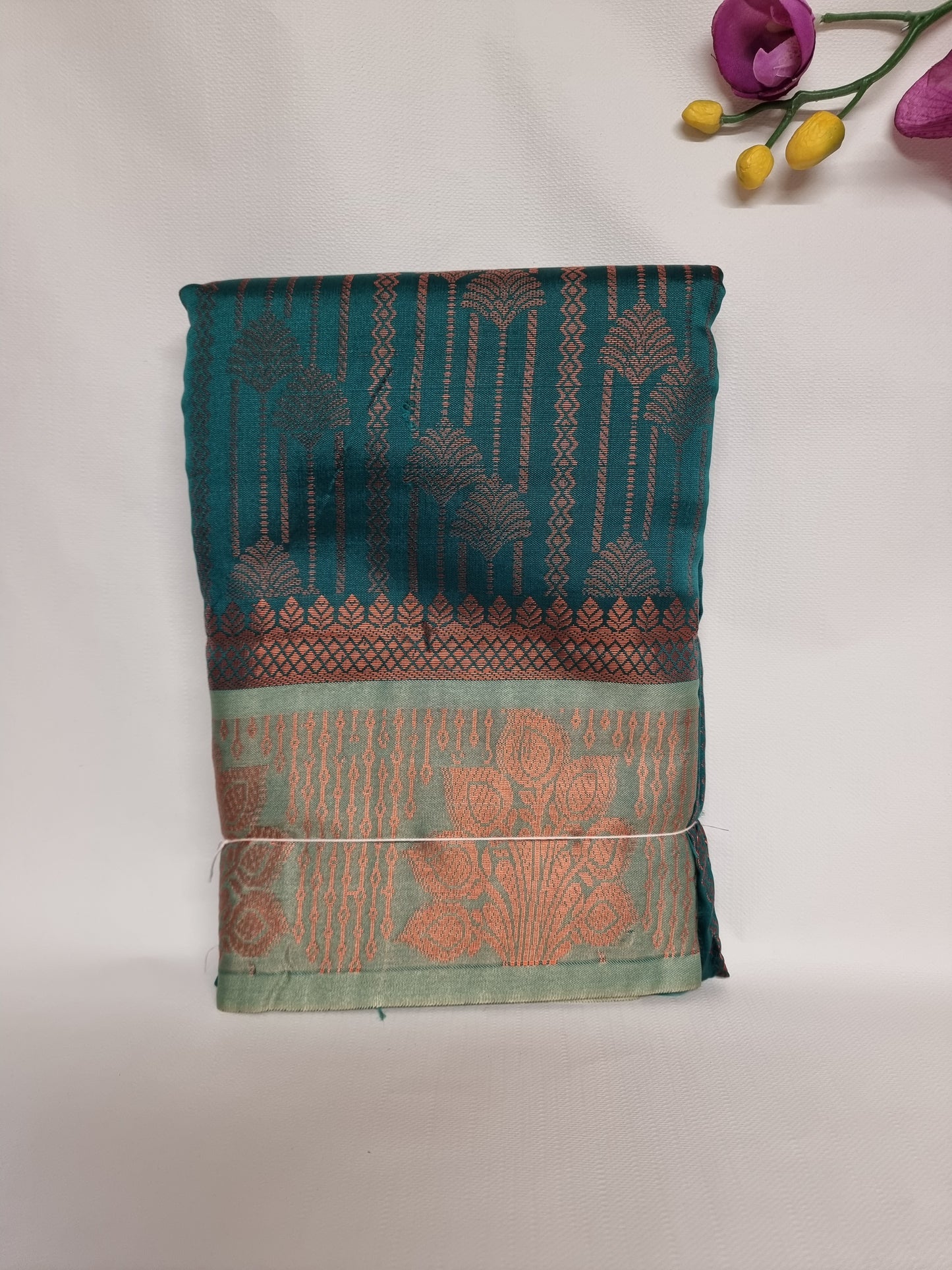 Makkah Silk Sarees Floral