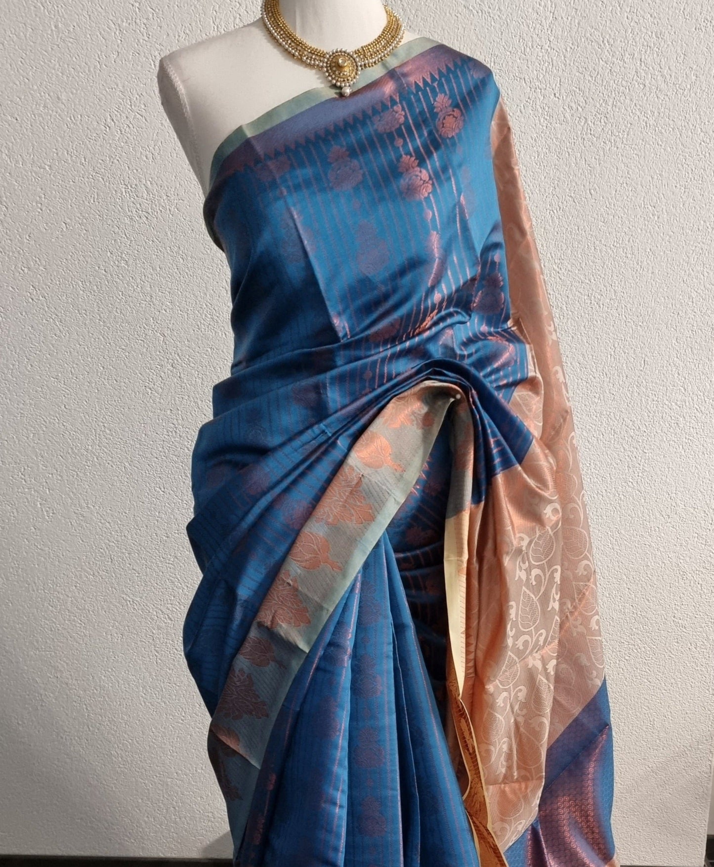 Makkah Silk Sarees Floral