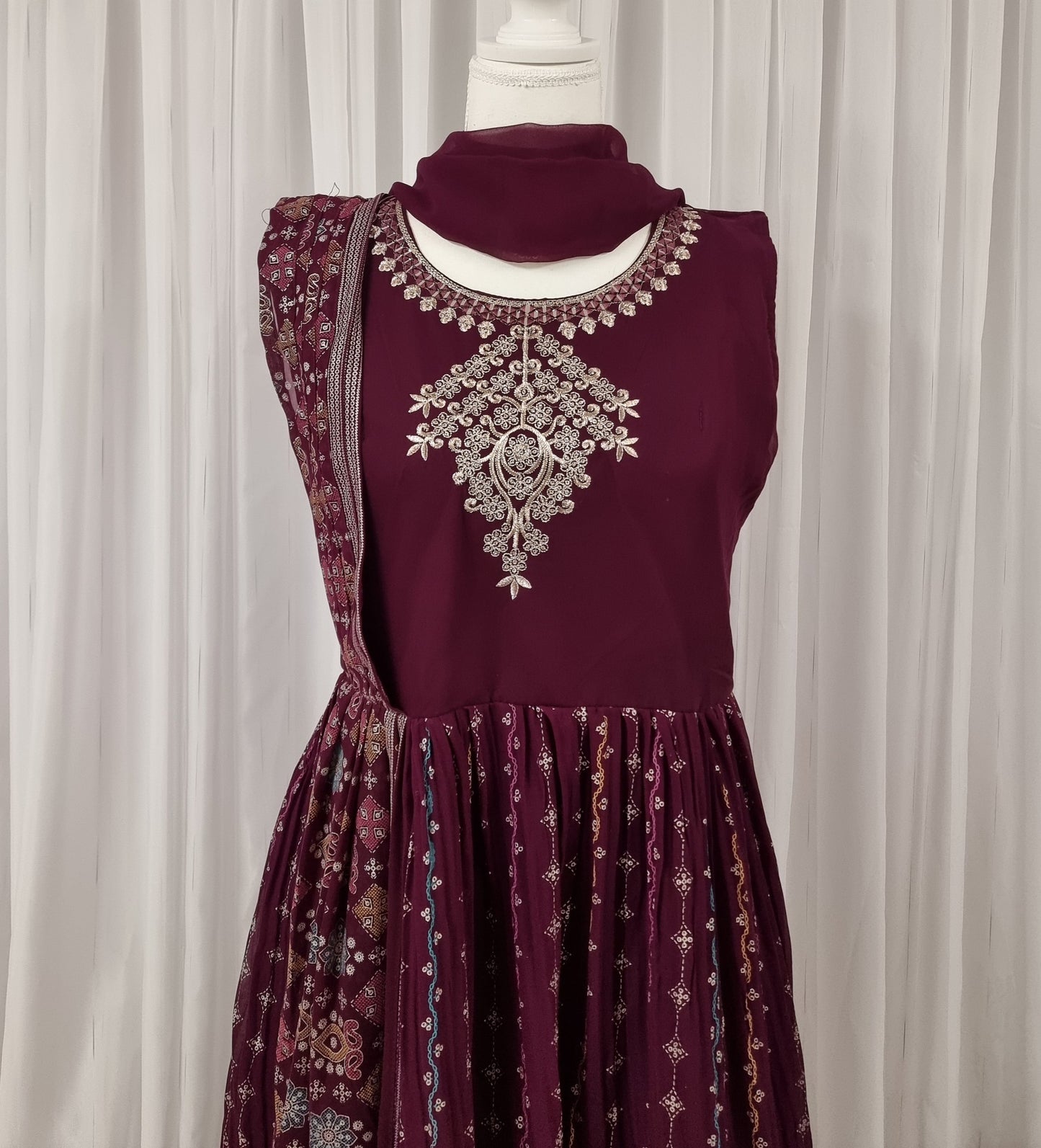 Salwar Roja LUX