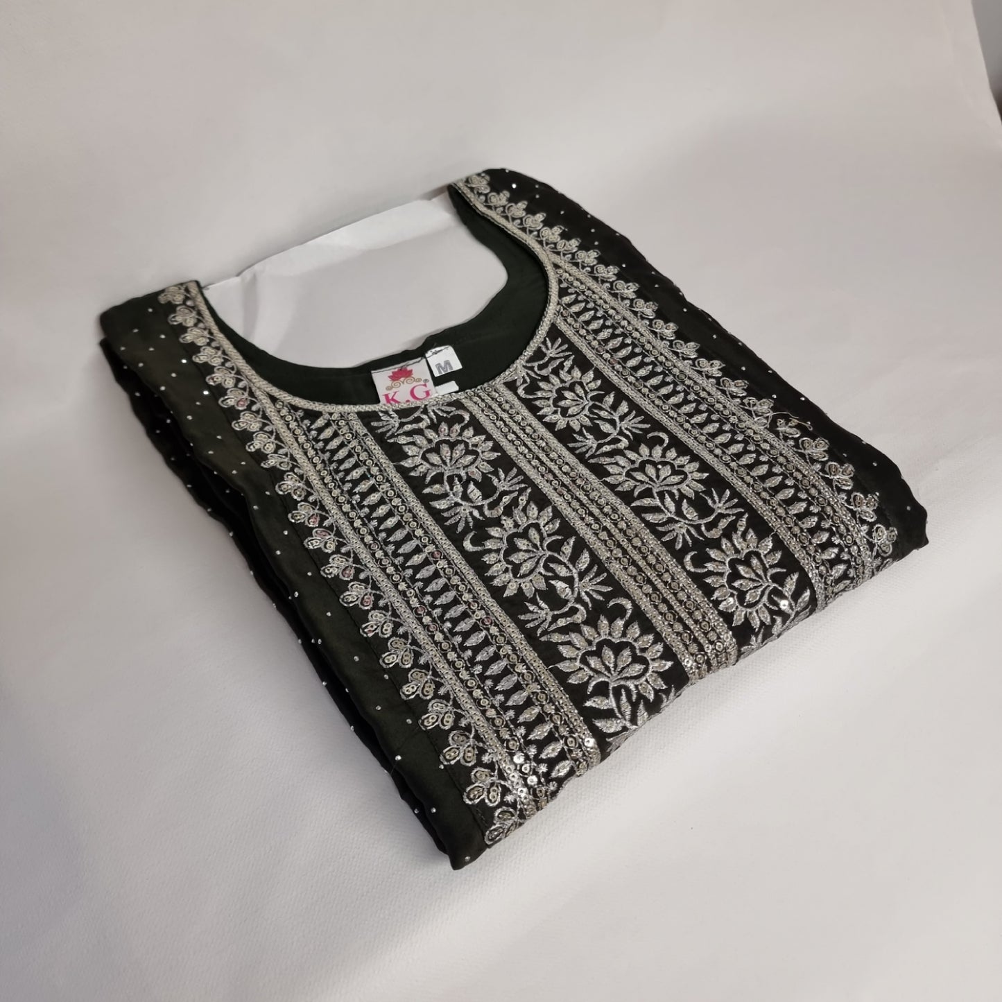 Thamarai Salwar Classic