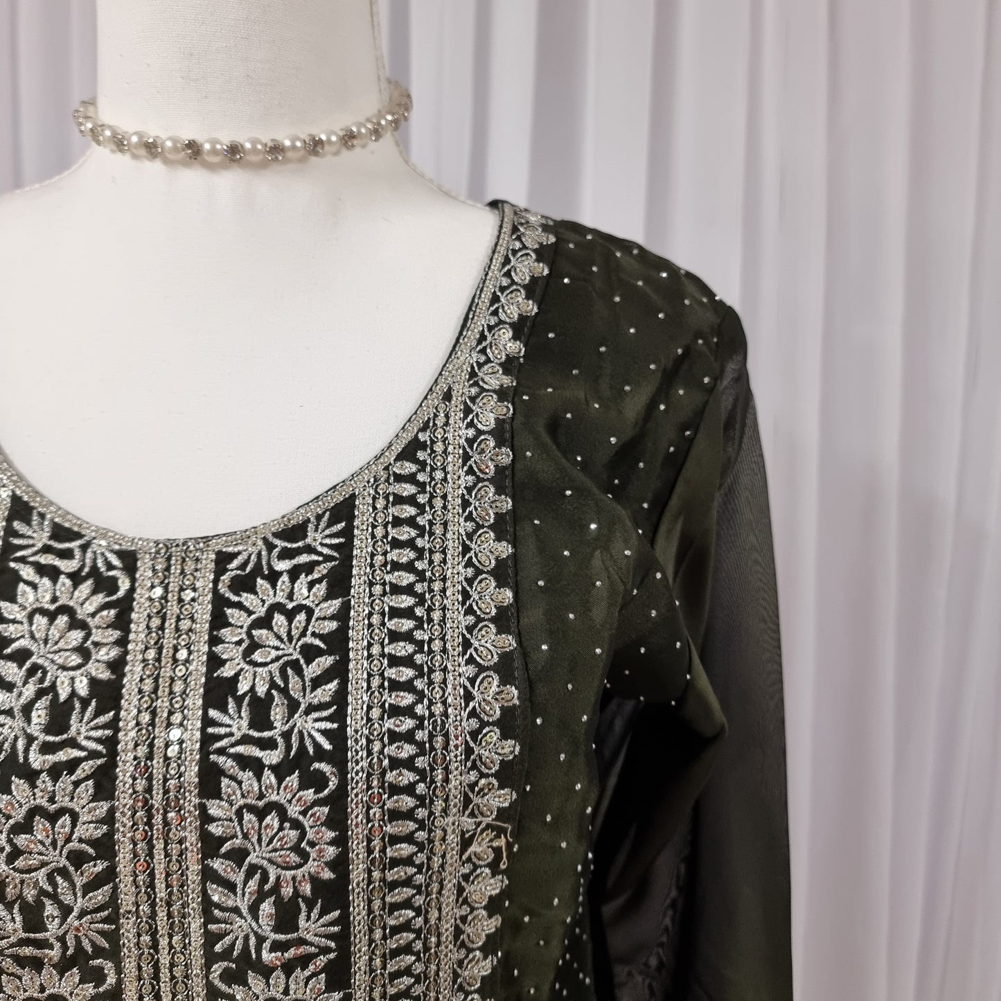Thamarai Salwar Classic