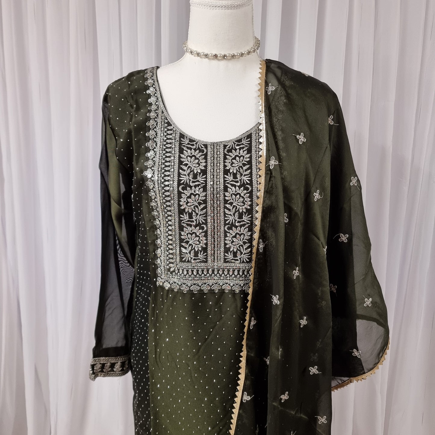 Thamarai Salwar Classic