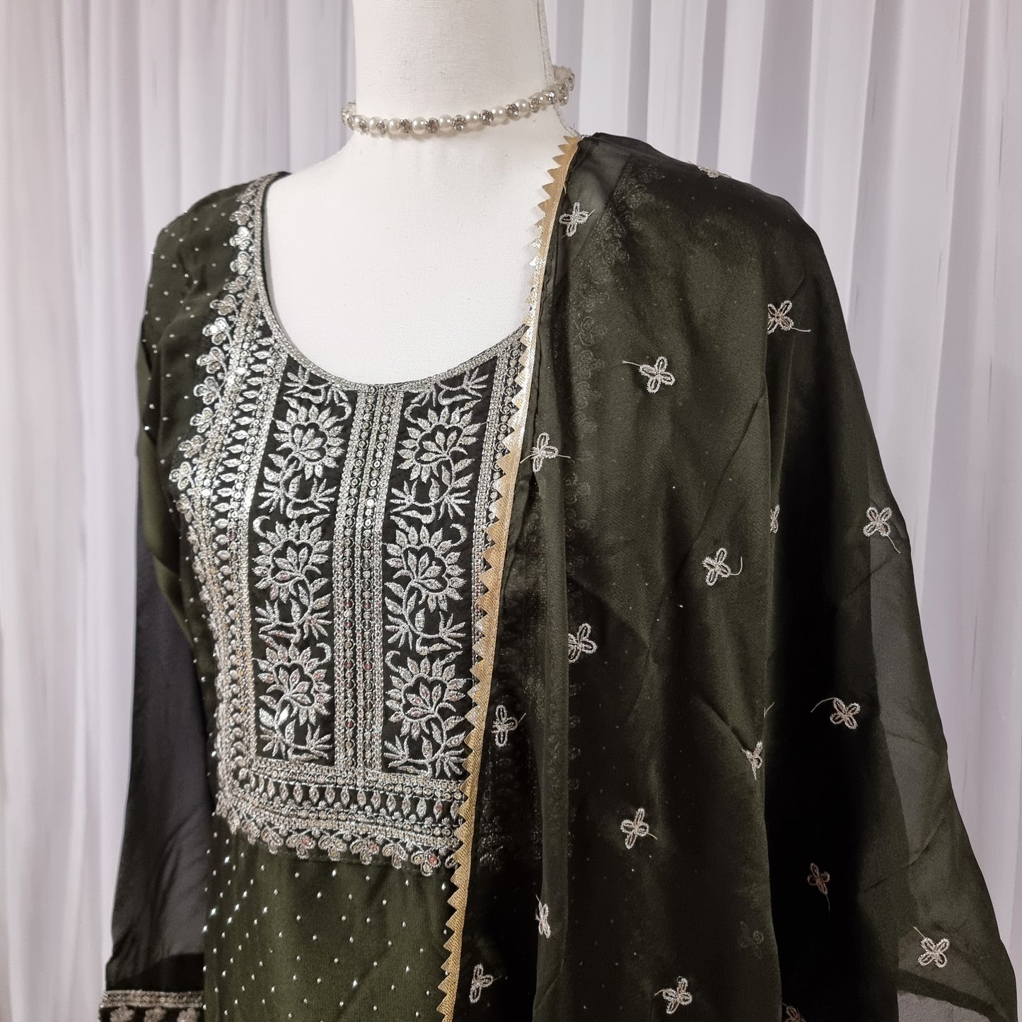 Thamarai Salwar Classic