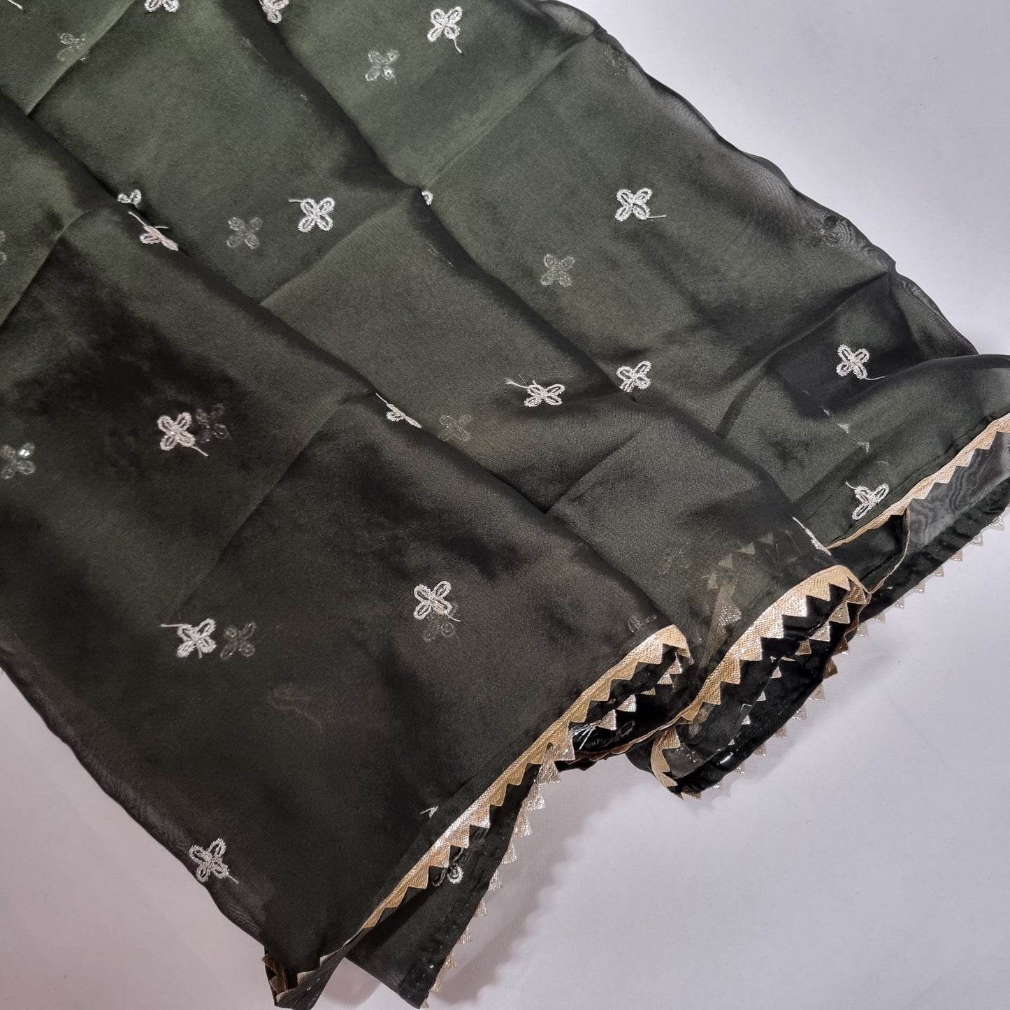 Thamarai Salwar Classic