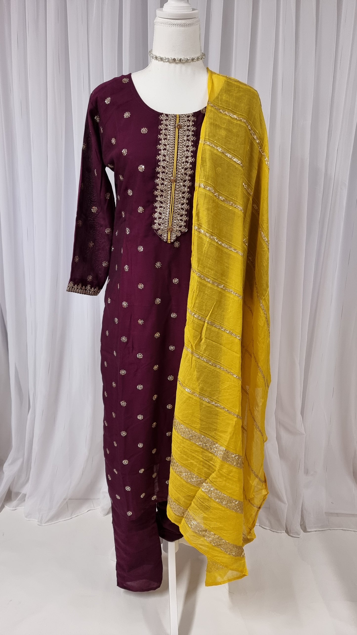 Mullai Salwar Classic