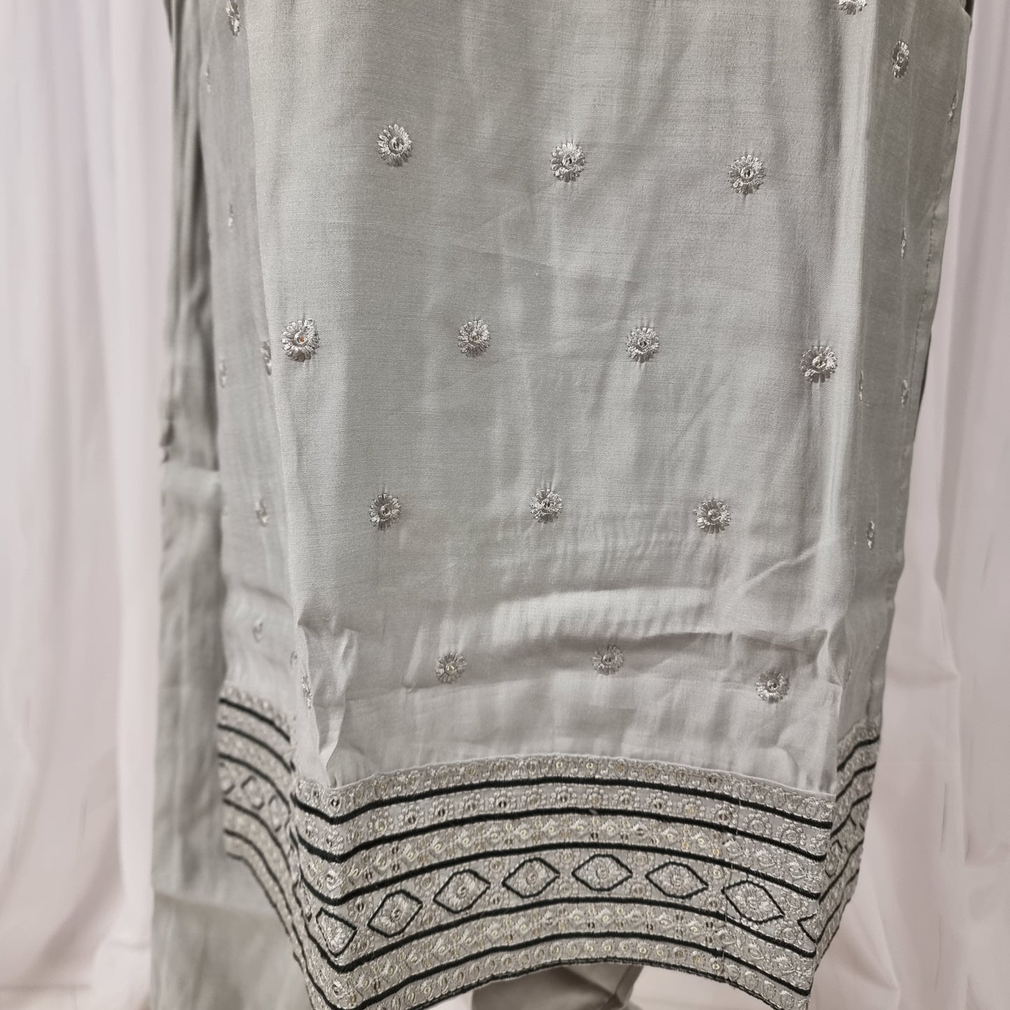 Vennila Salwar Classic