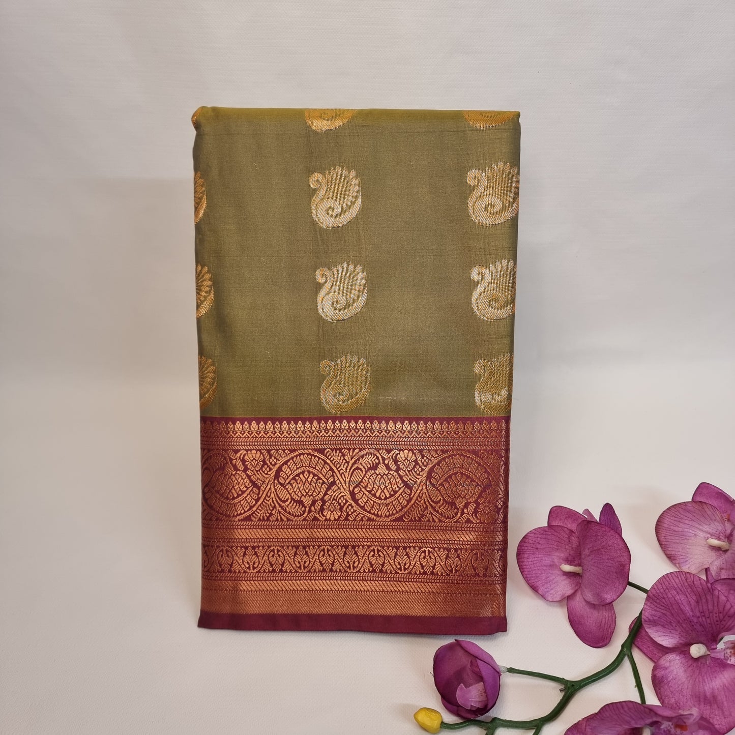 Hamsini Elegance Saree