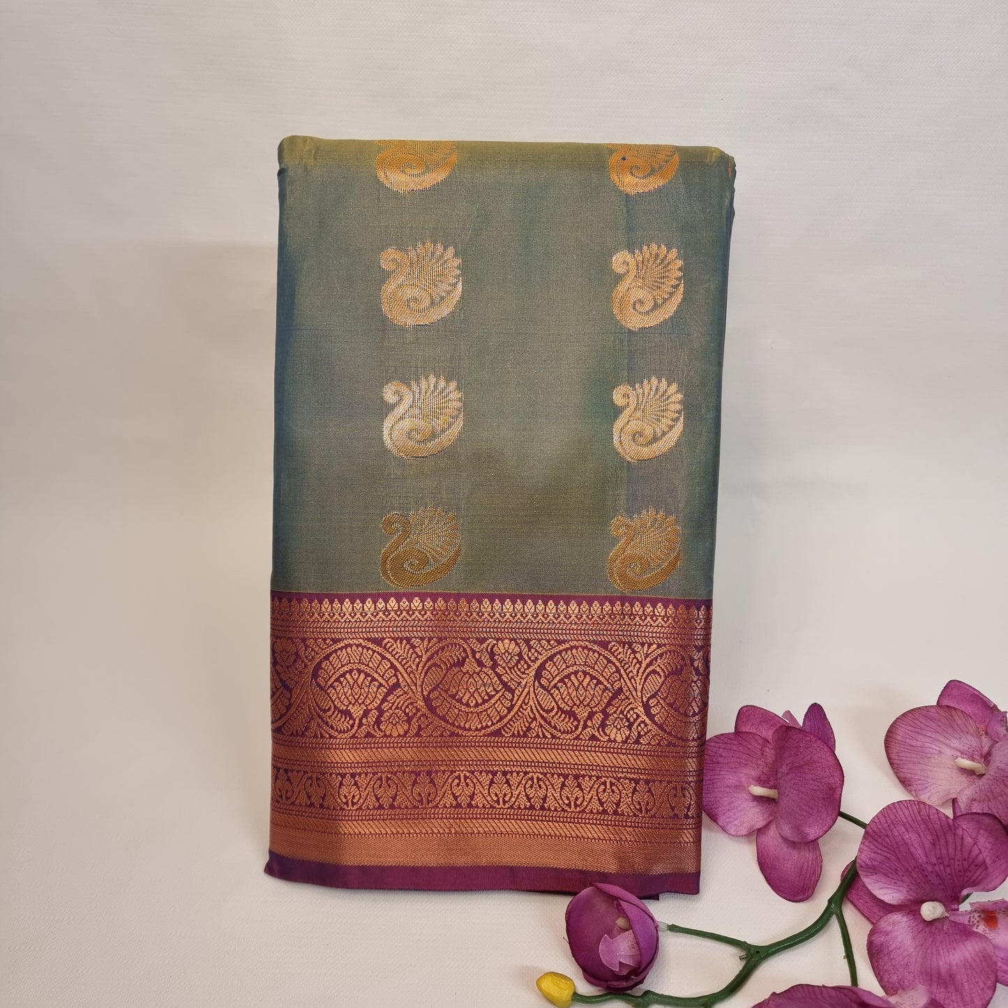 Hamsini Elegance Saree