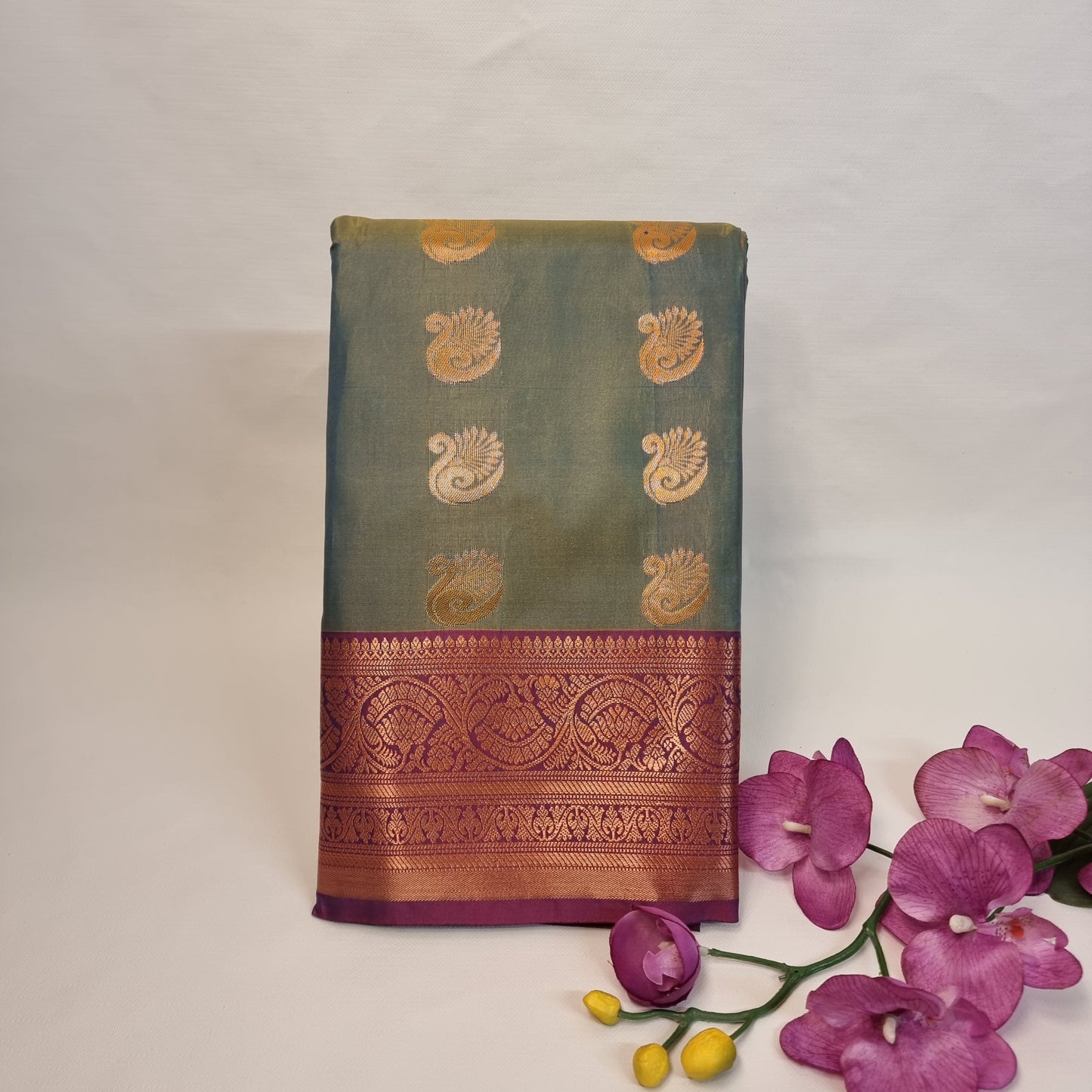 Hamsini Elegance Saree