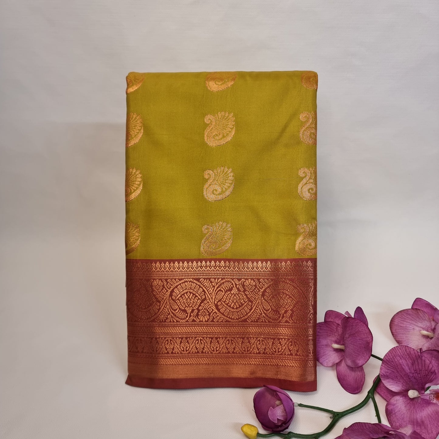 Hamsini Elegance Saree