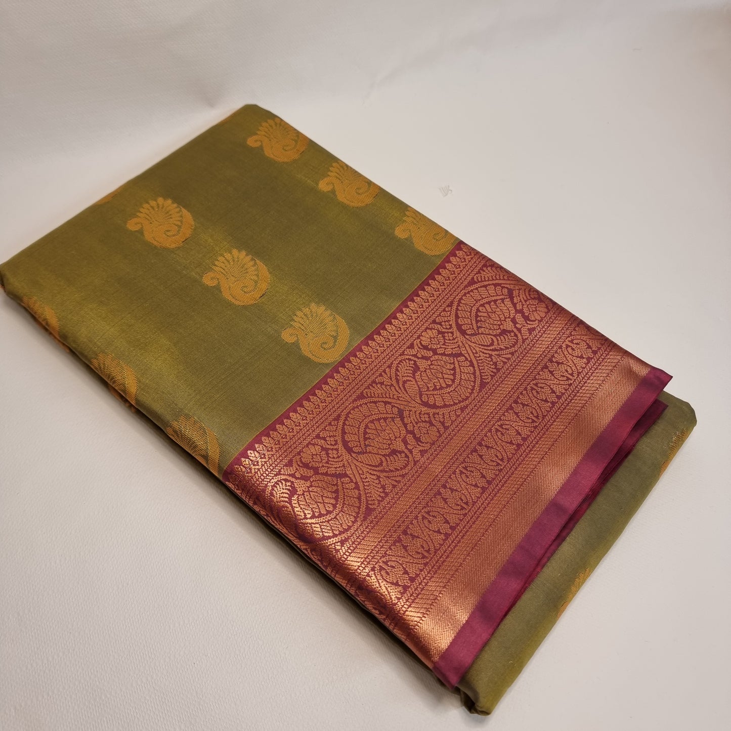 Hamsini Elegance Saree