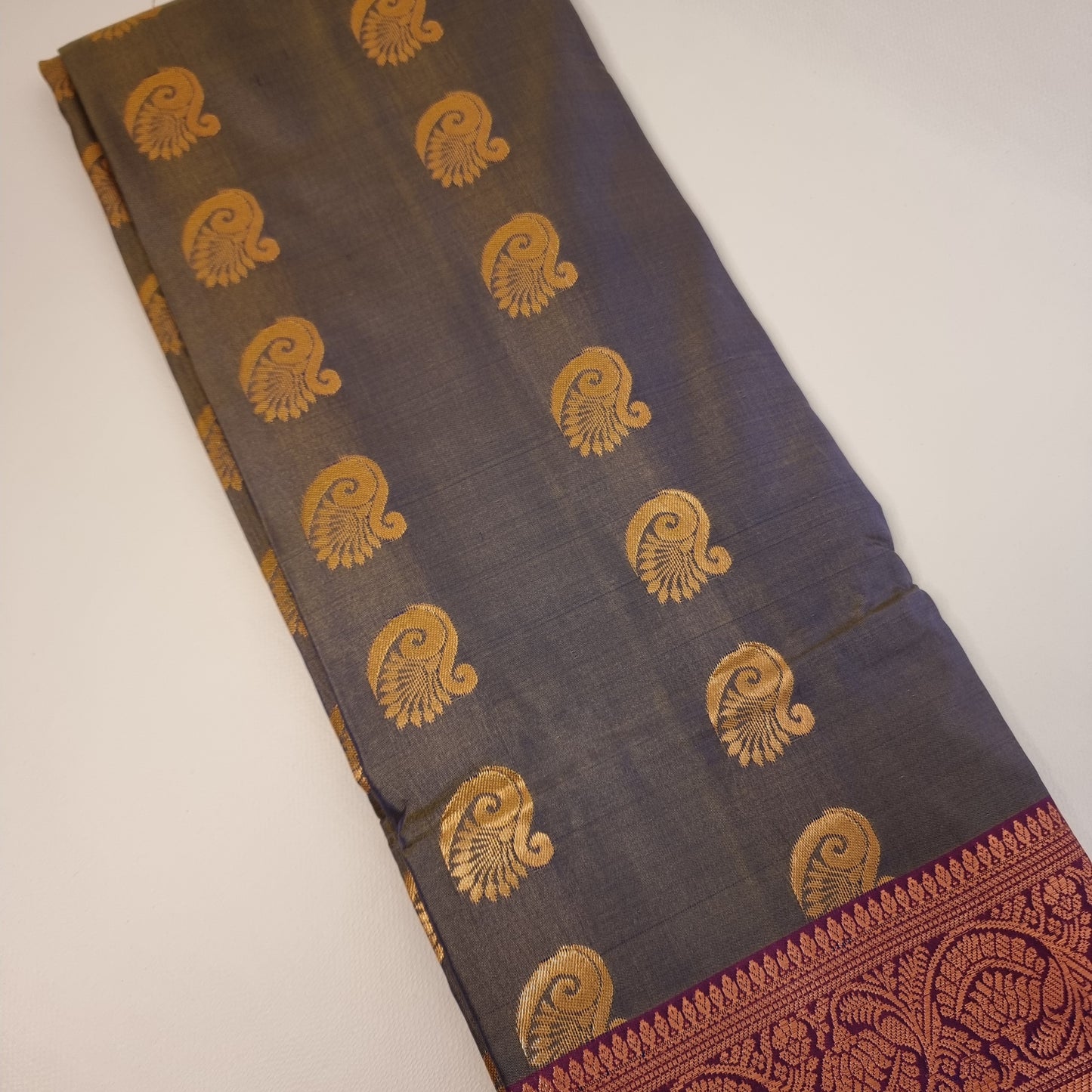 Hamsini Elegance Saree