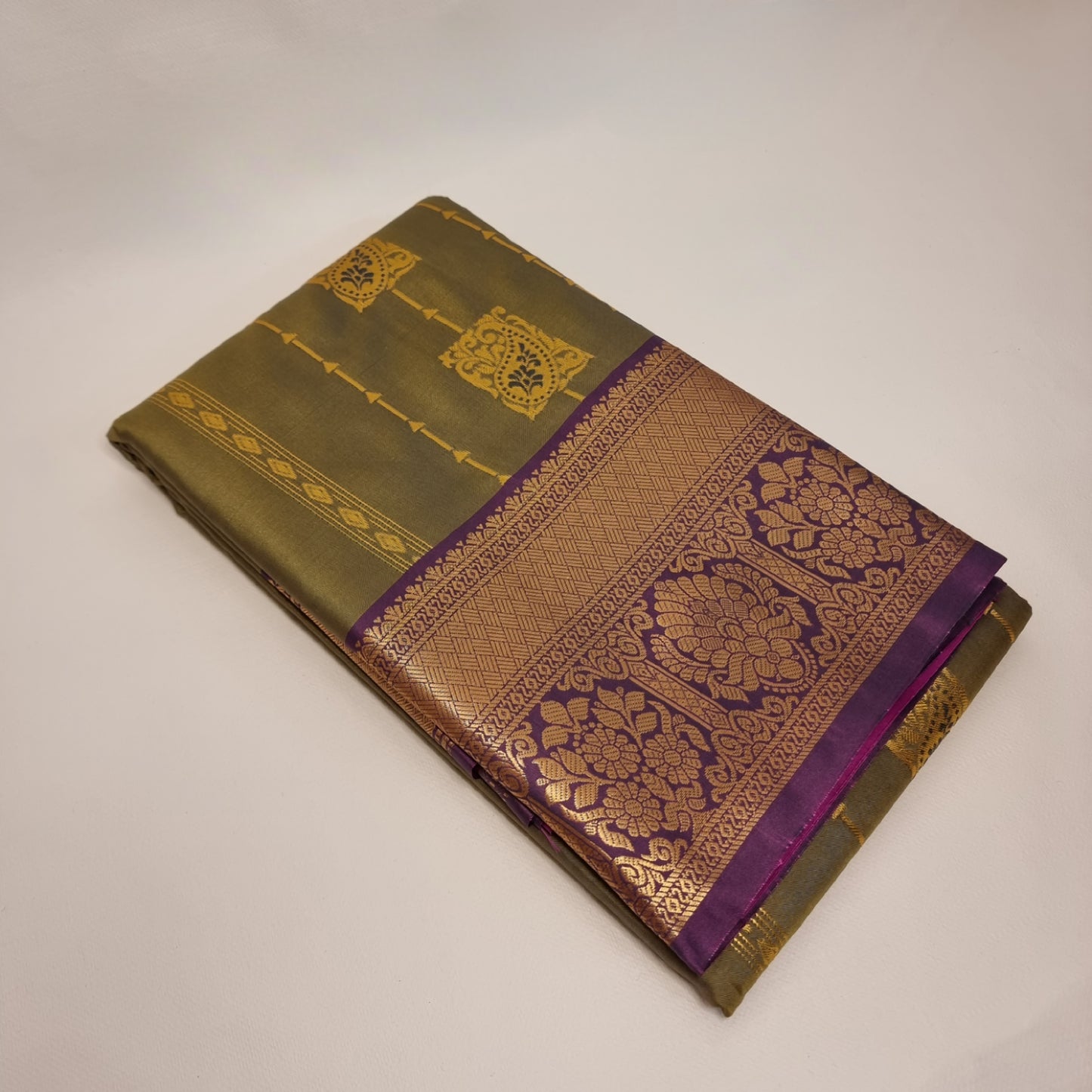 Suhana Leela Saree