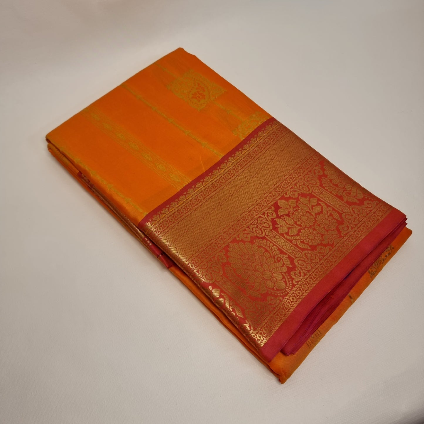 Suhana Leela Saree