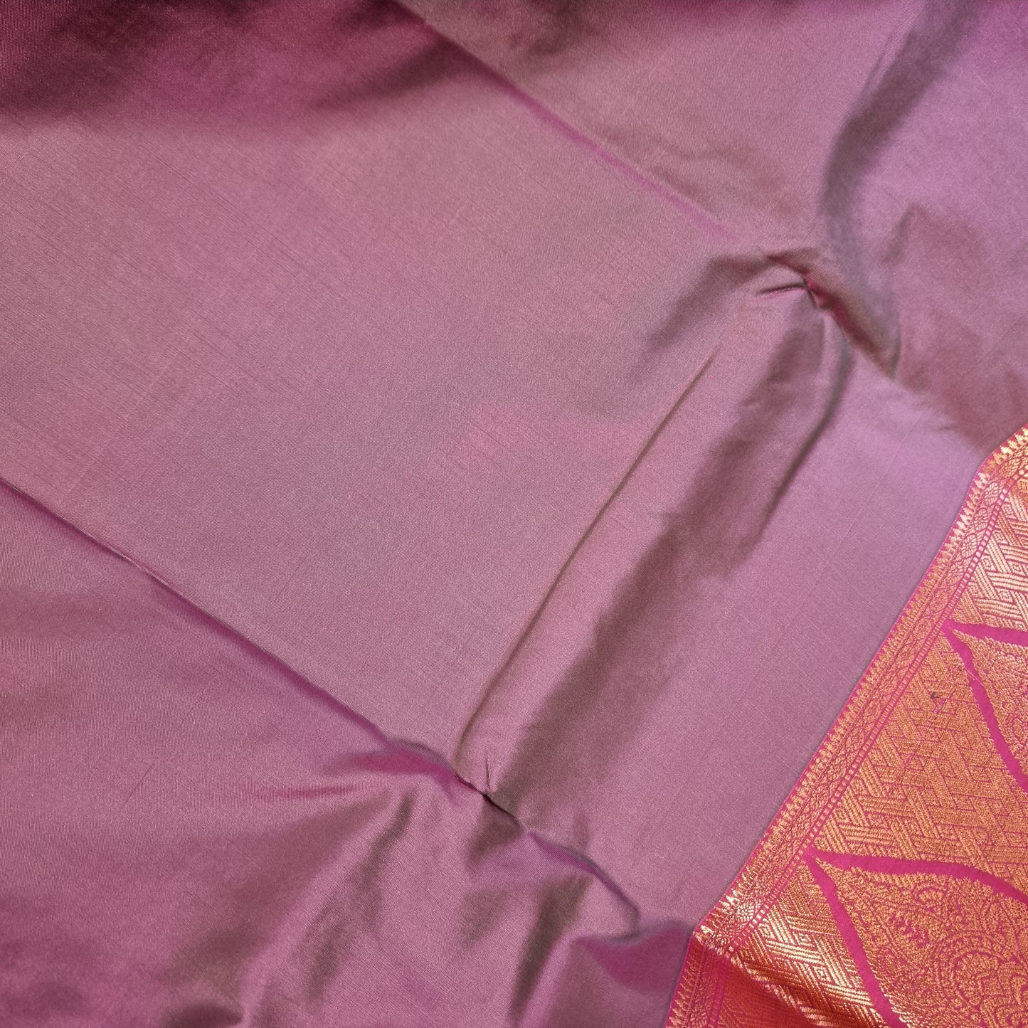 Sundari Grace Saree