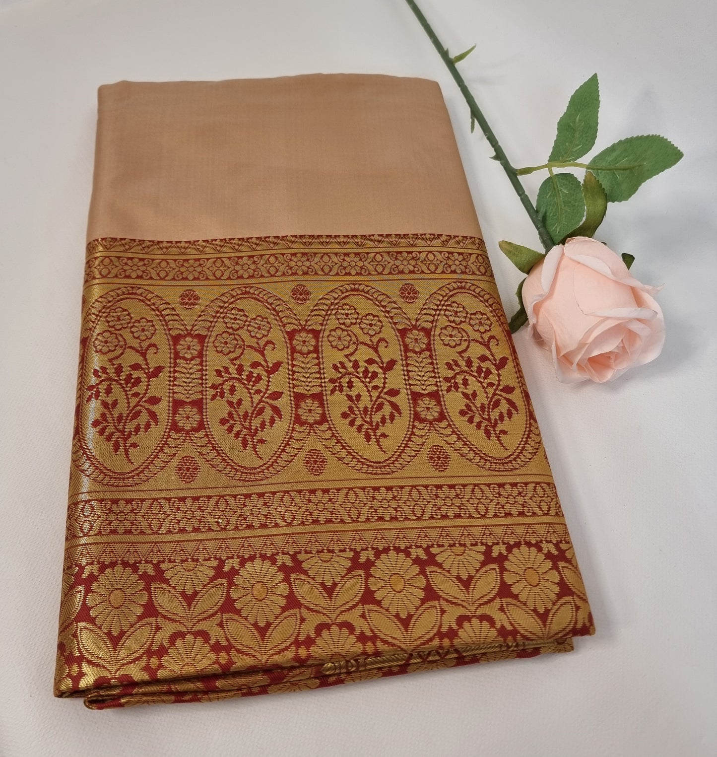 Malar Valli Saree