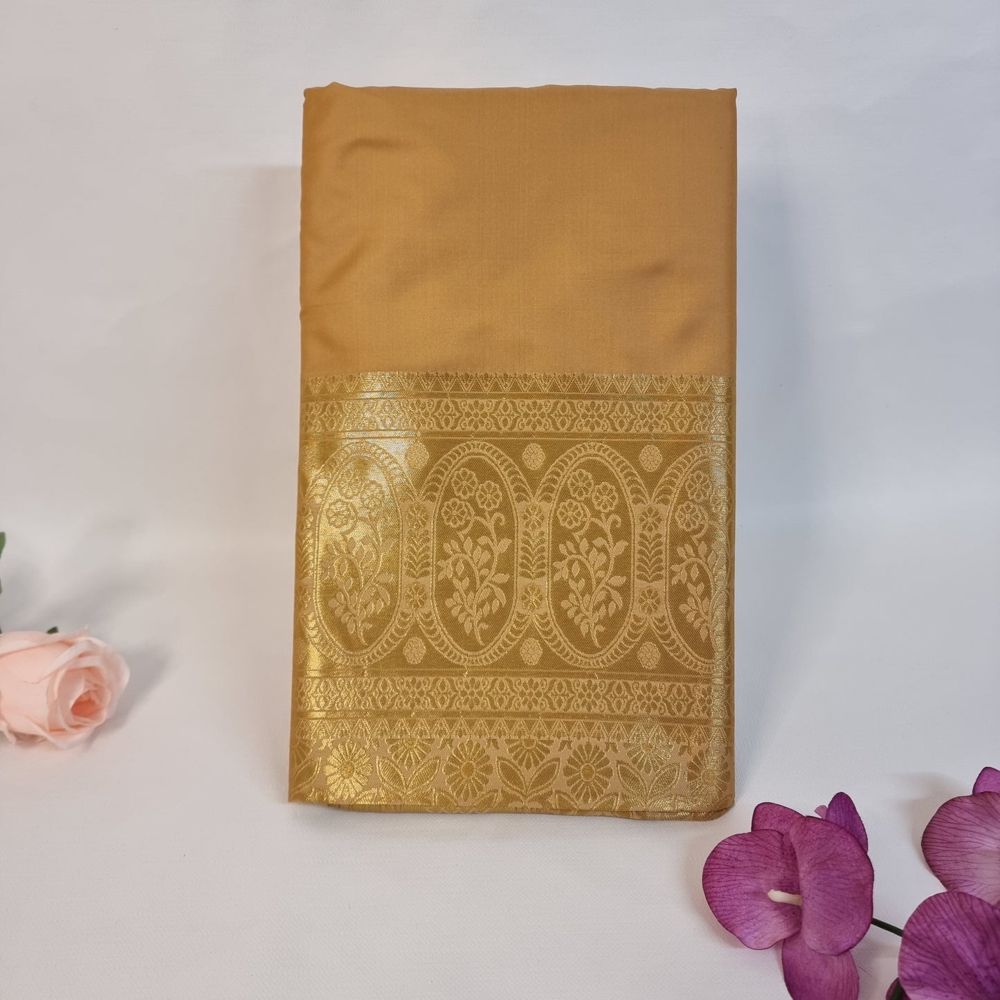 Malar Valli Saree