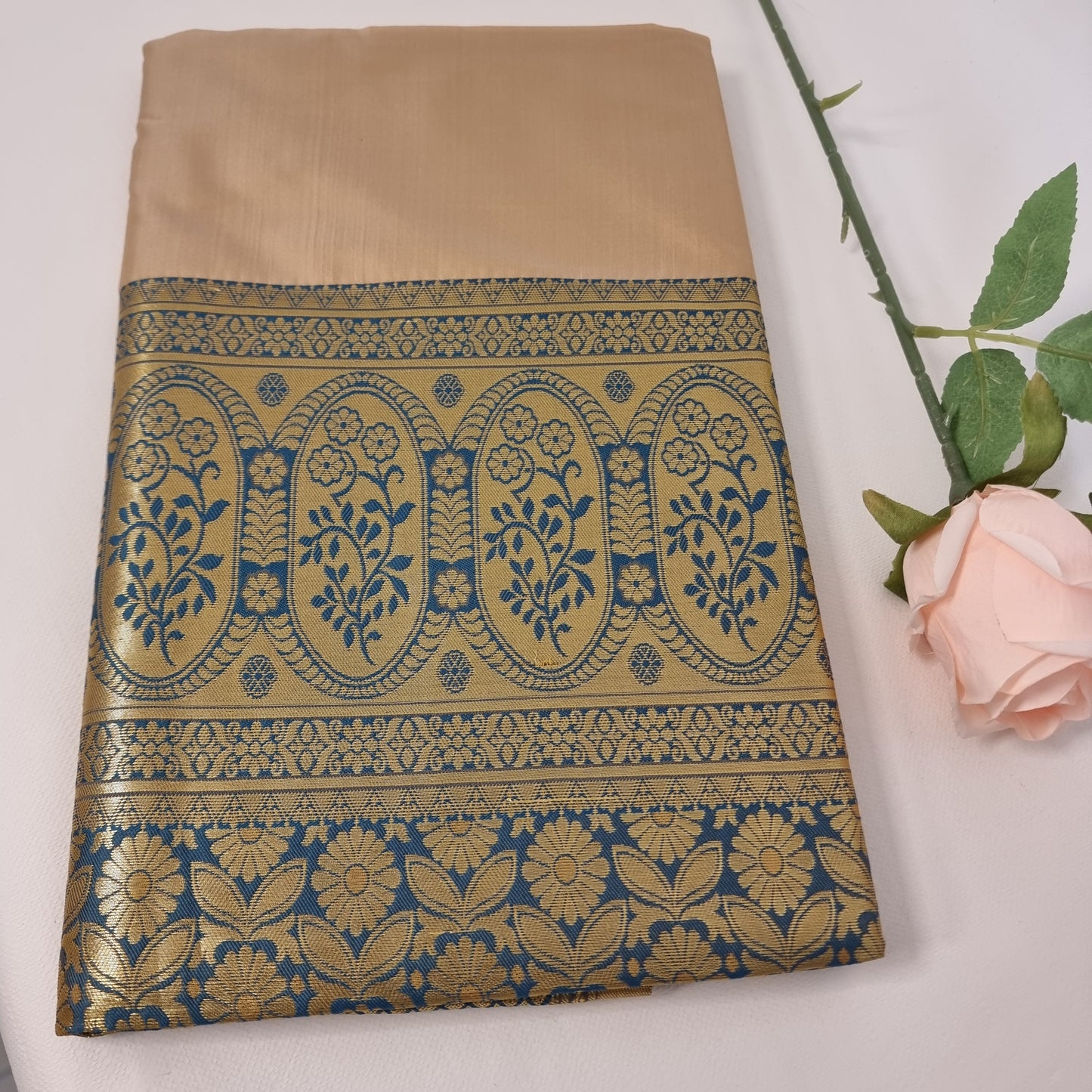 Malar Valli Saree