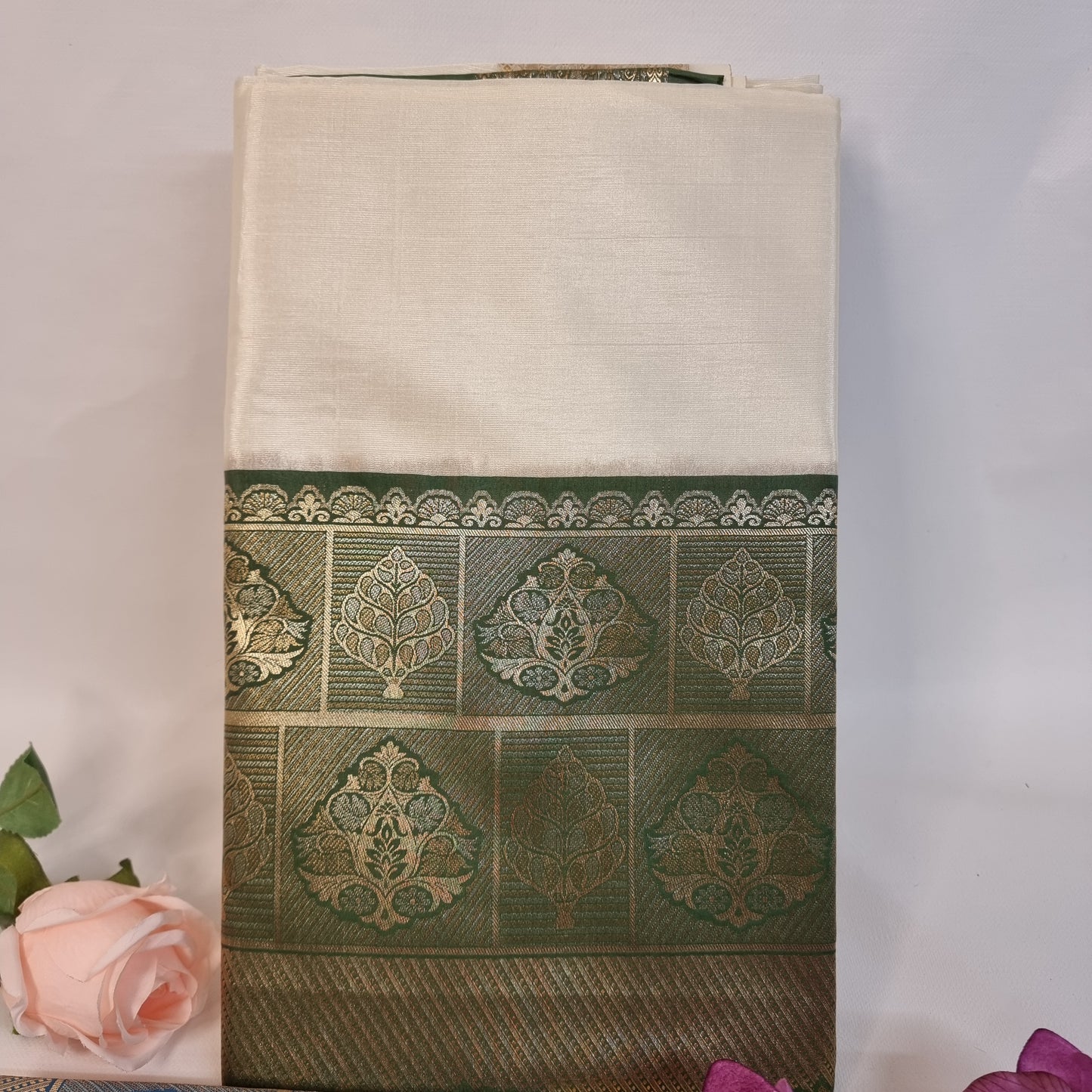 Muthu Valli Saree