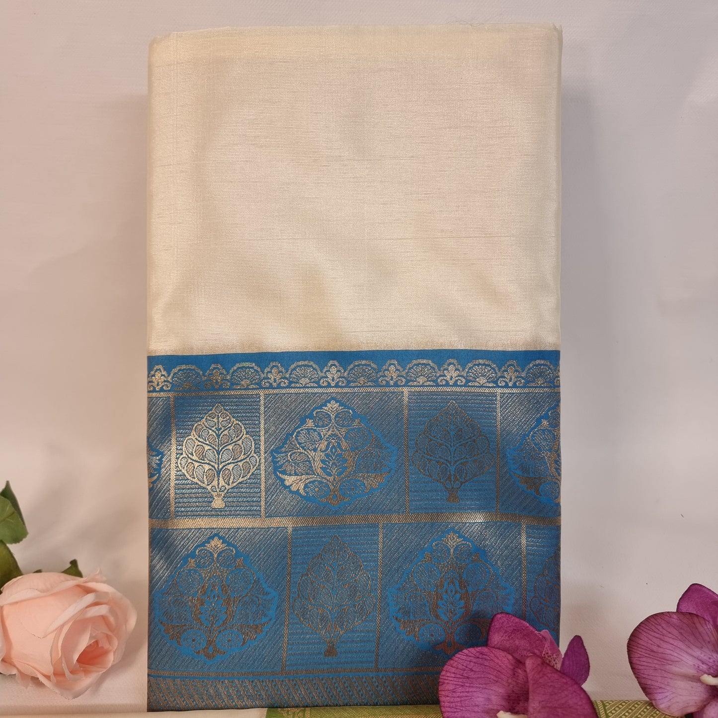 Muthu Valli Saree