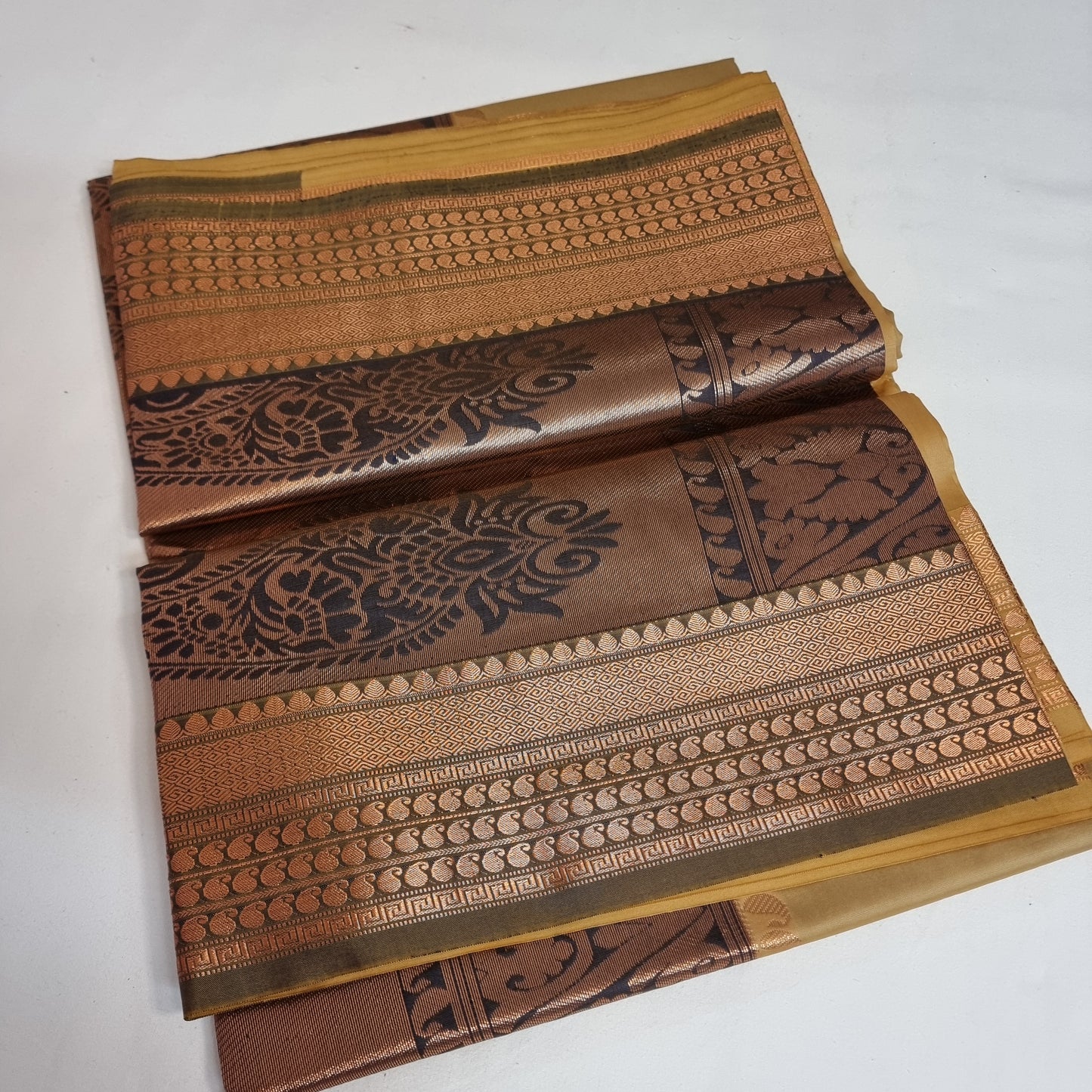 Ponnarasi Saree
