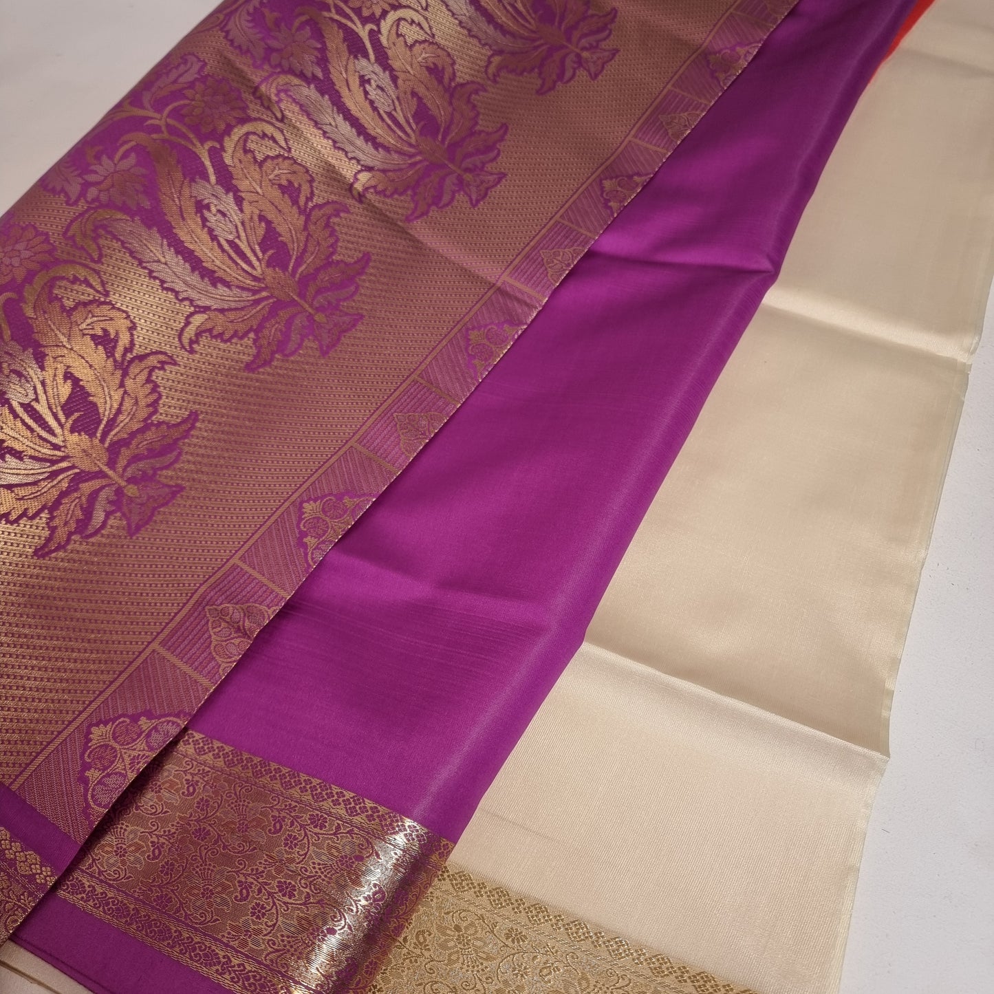 Muthu Valli Saree