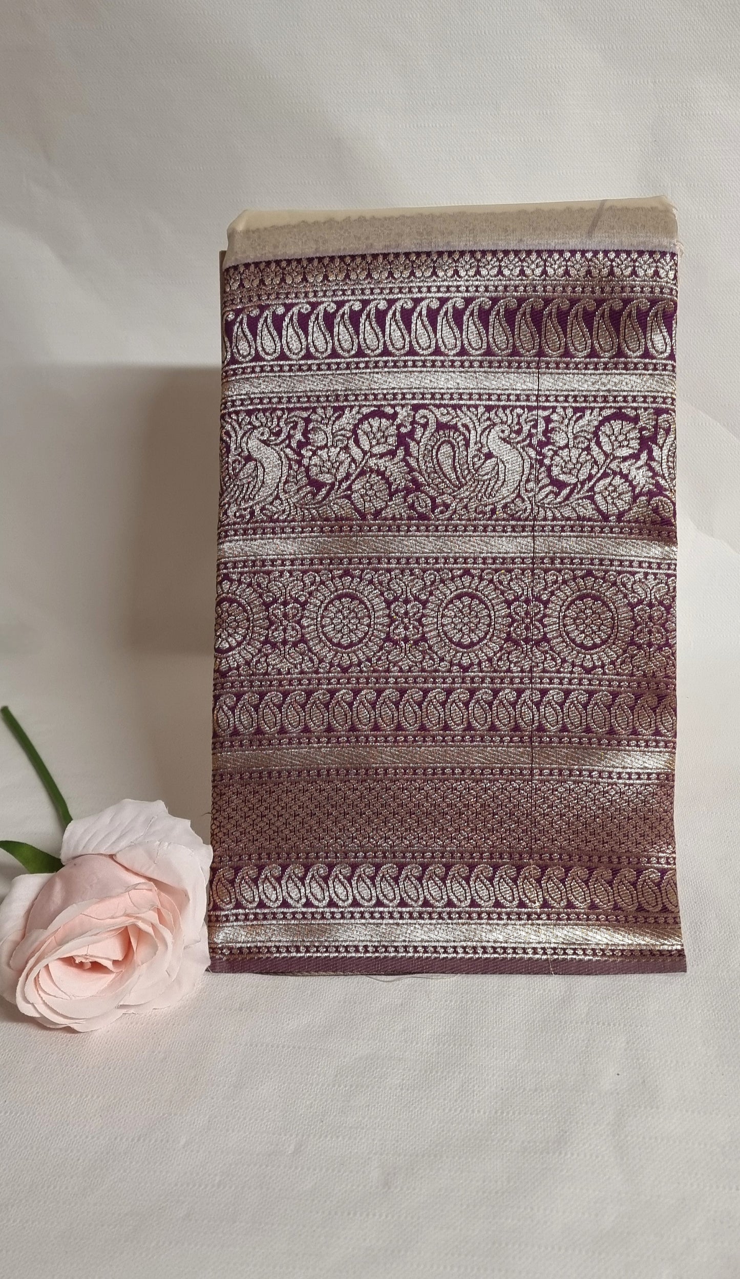 Madhavi Saree