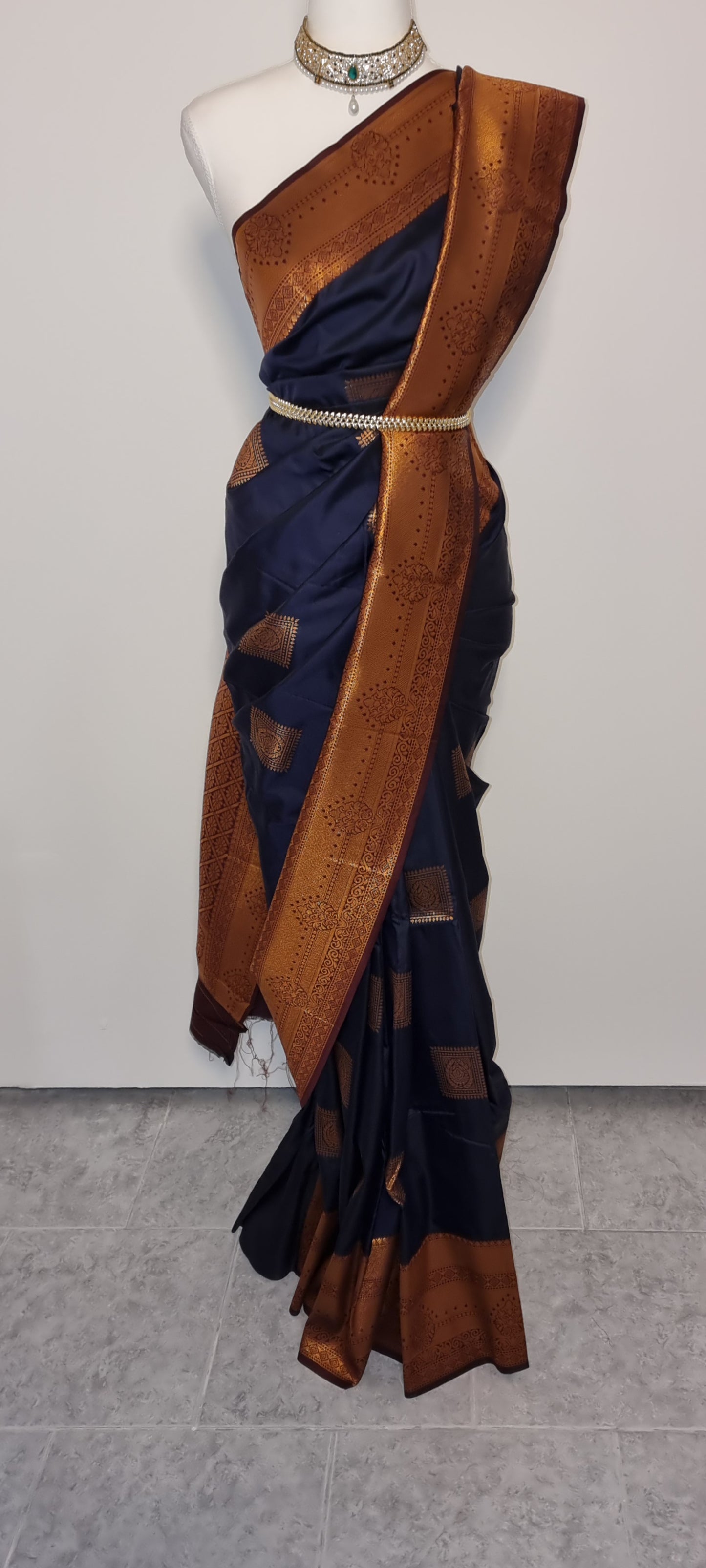 Neha Saree