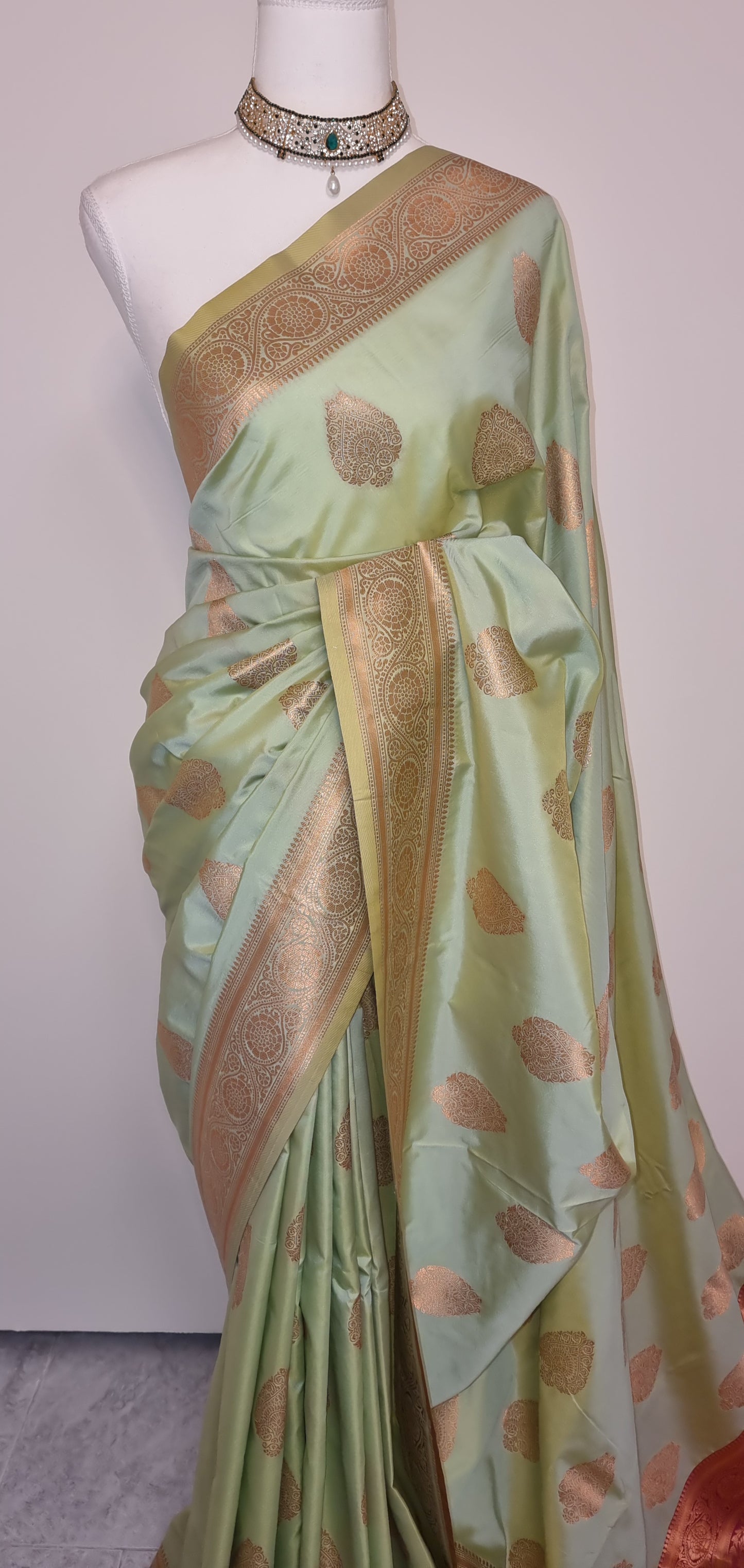 Kalaivizhi Saree