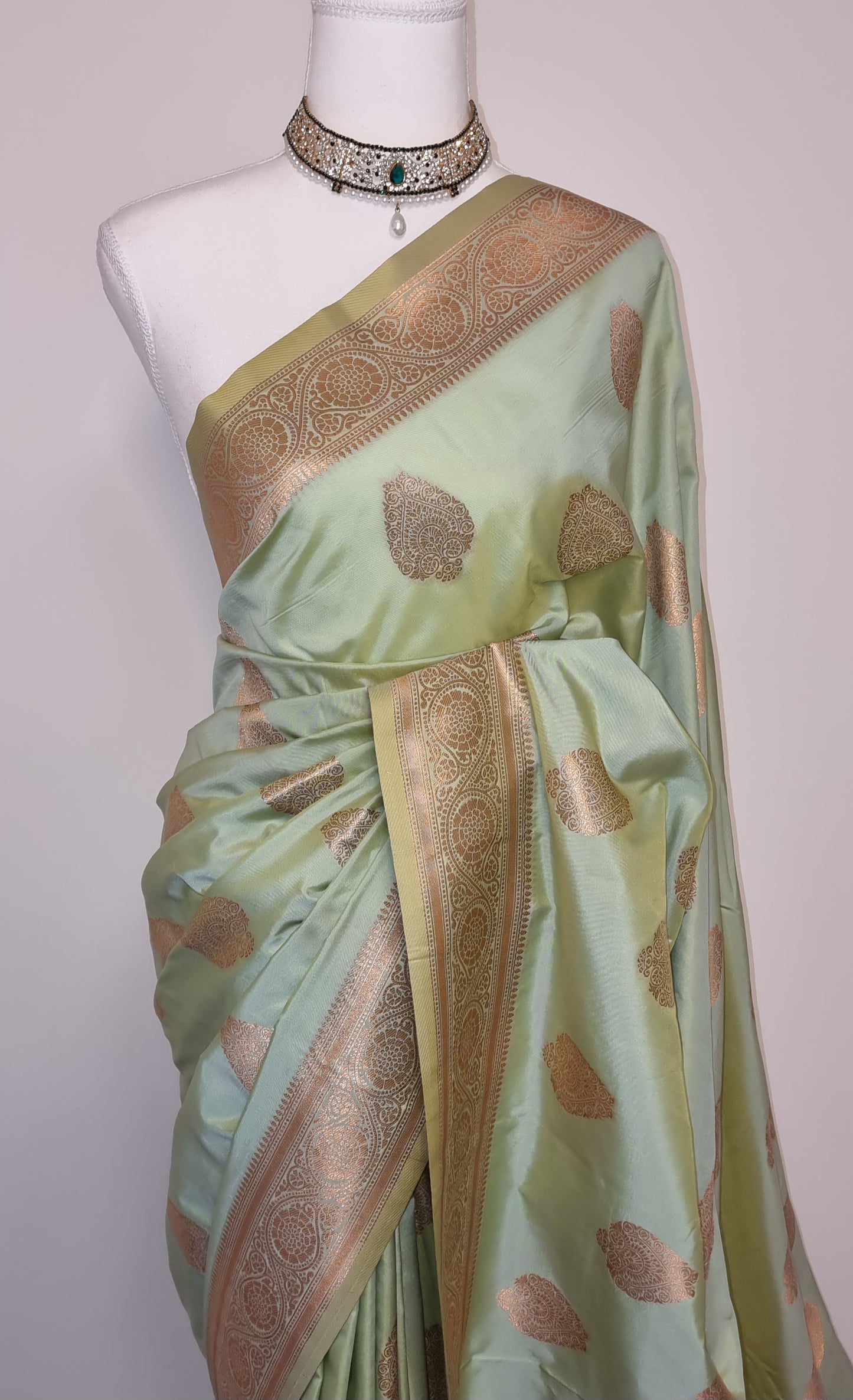Kalaivizhi Saree
