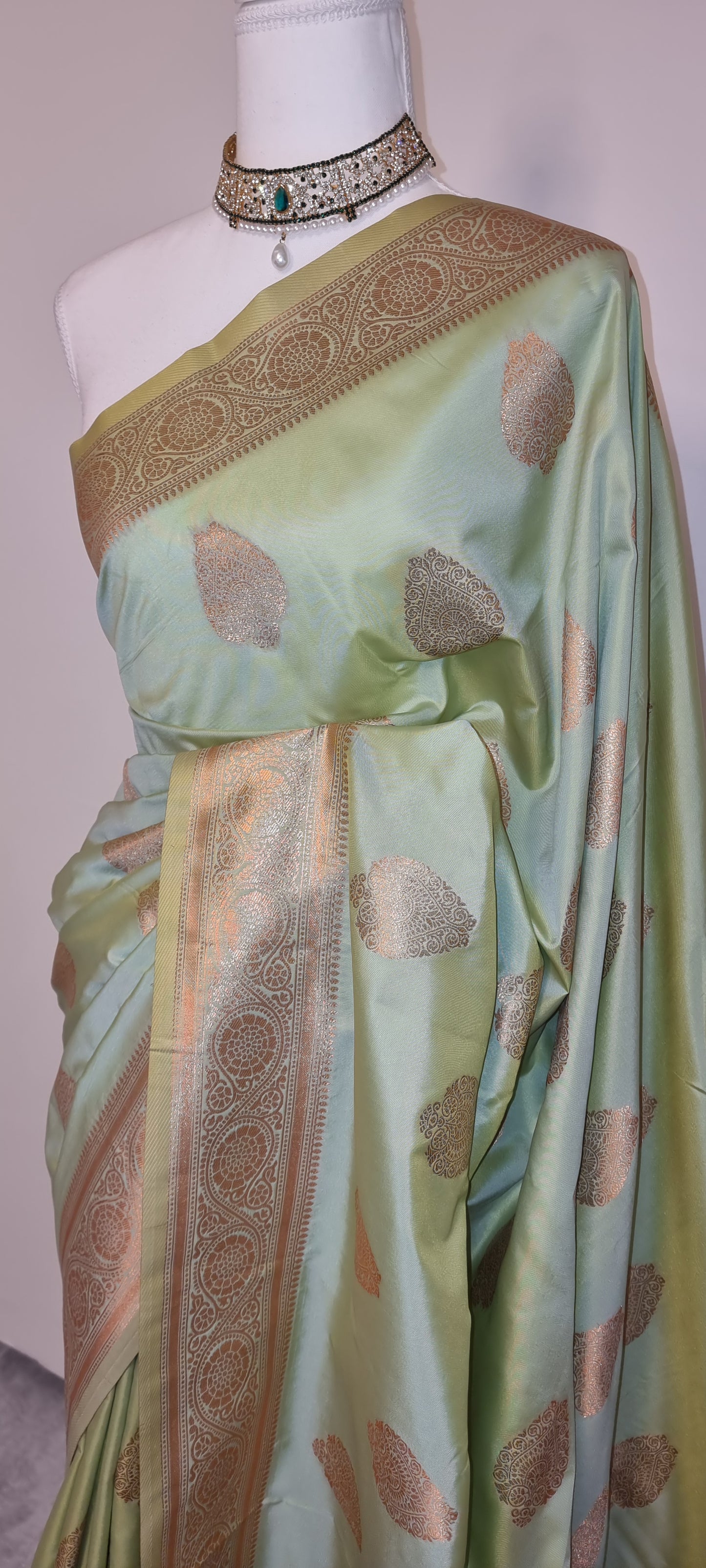 Kalaivizhi Saree
