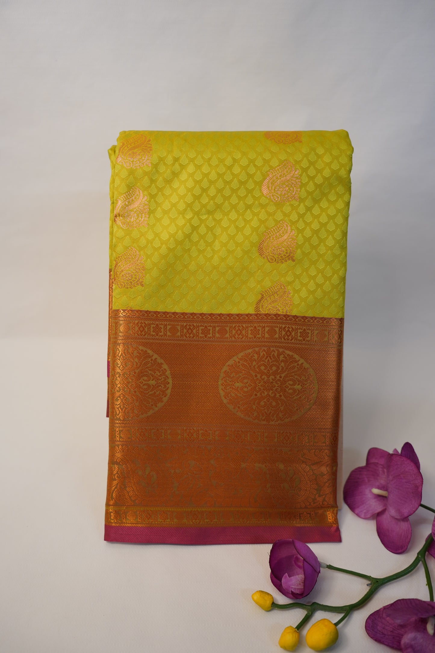 Tulasi Grace Saree