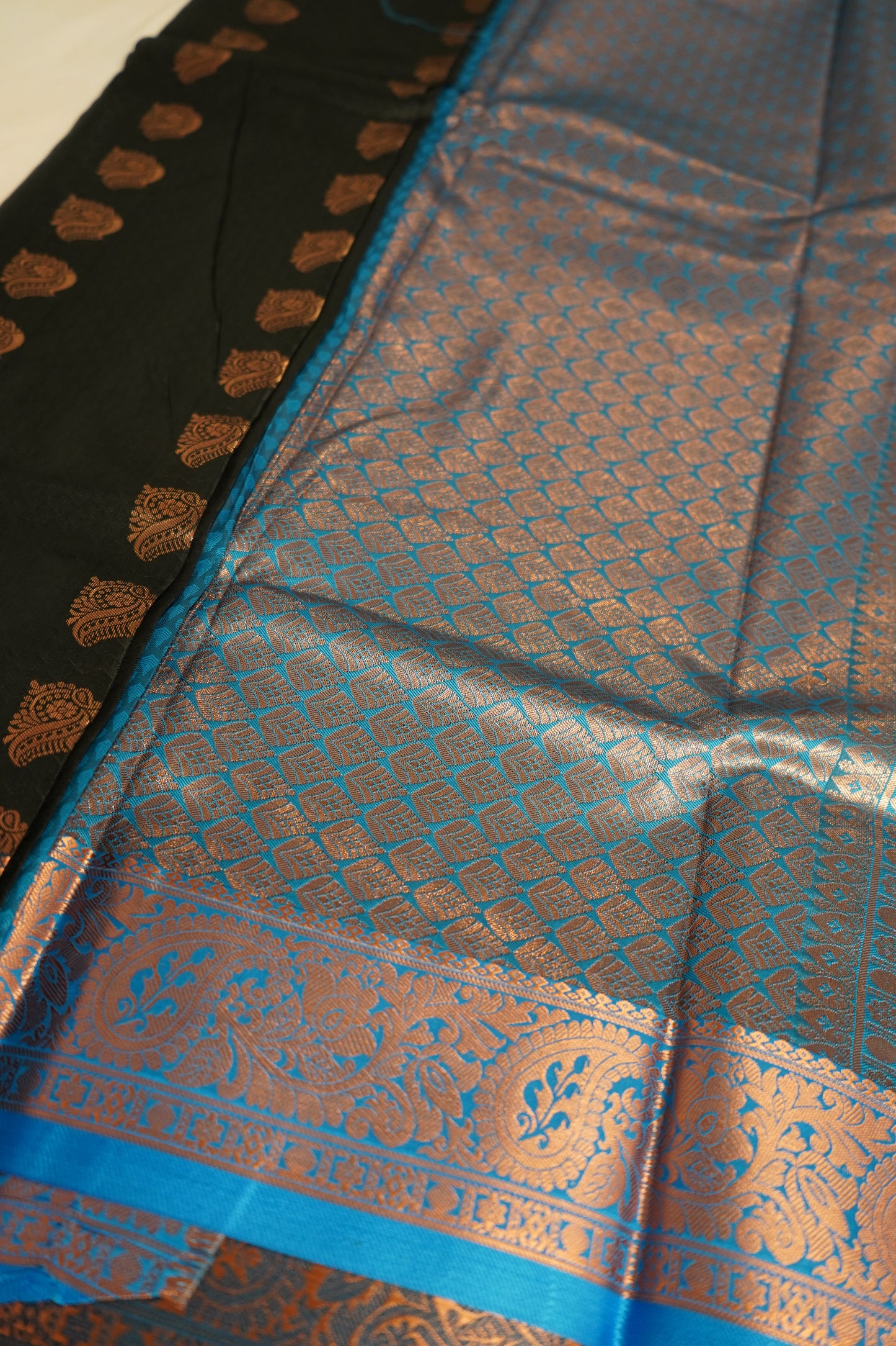 Tulasi Grace Saree