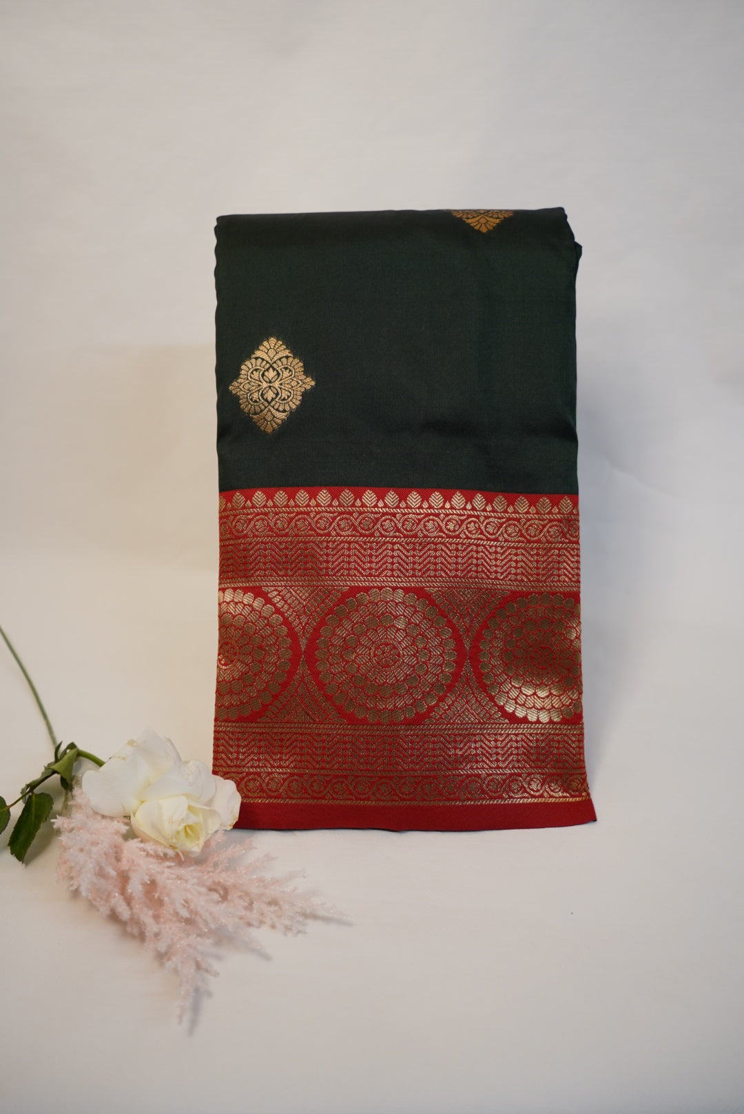 Madhurika Saree