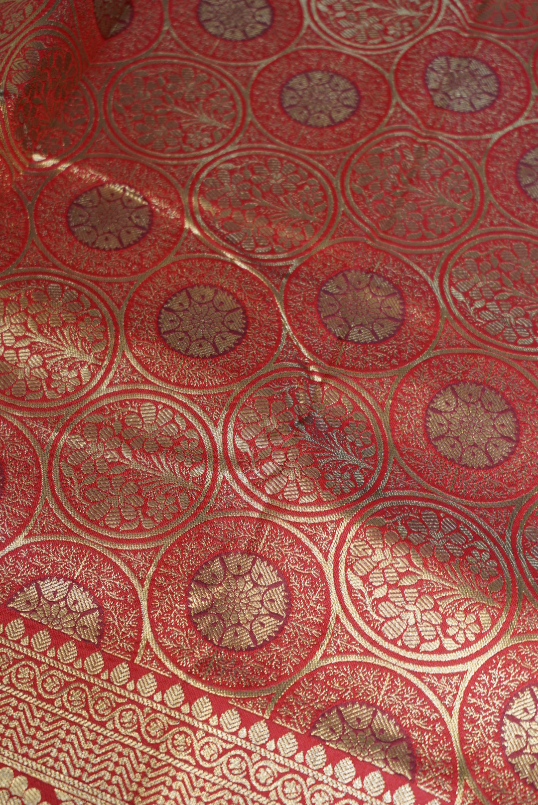 Madhurika Saree