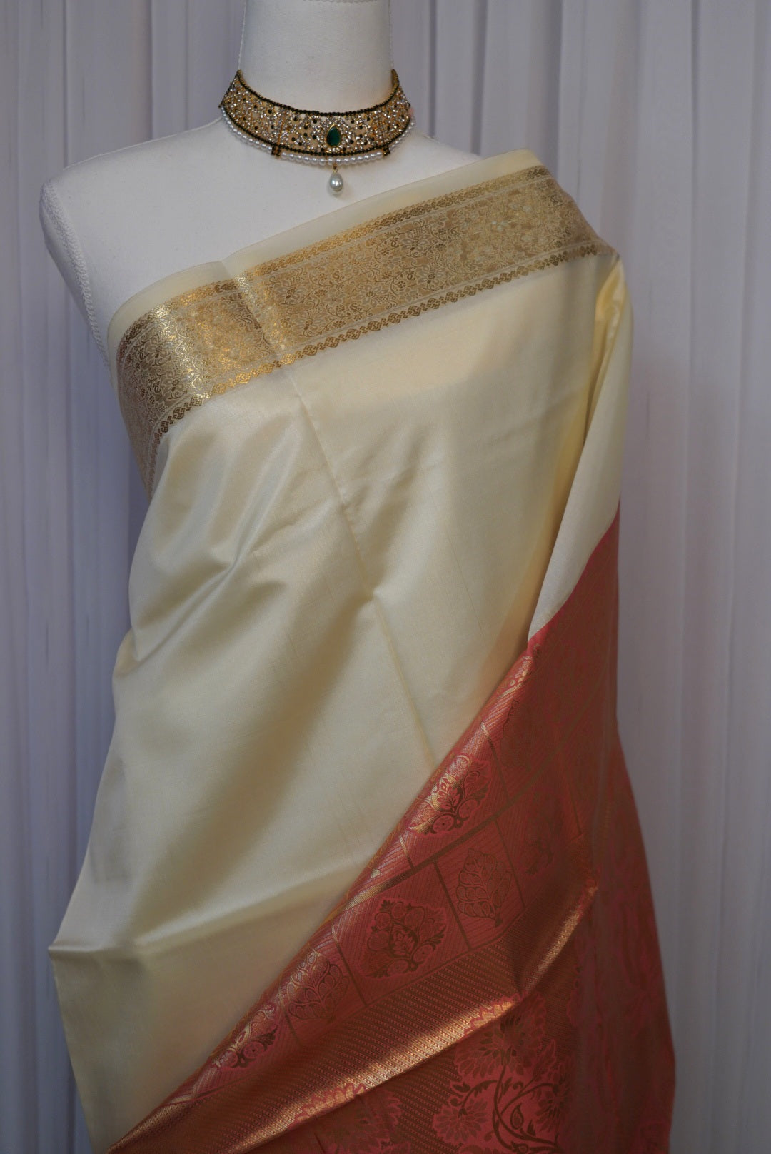 Muthu Valli Saree