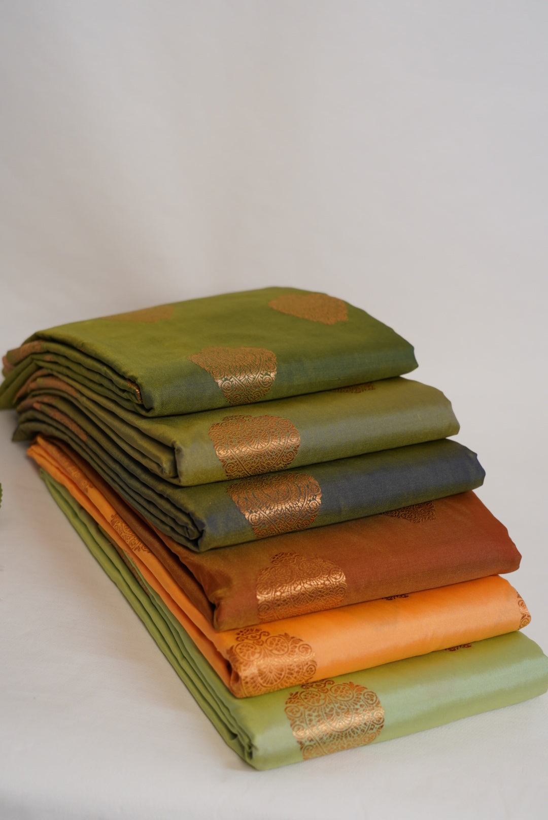 Kalaivizhi Saree