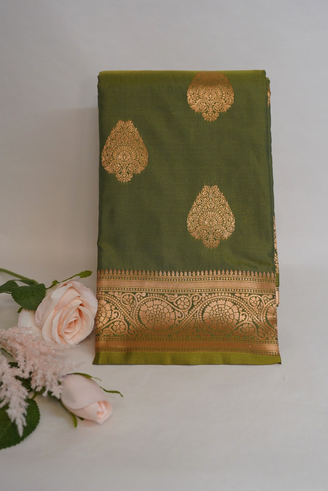 Kalaivizhi Saree