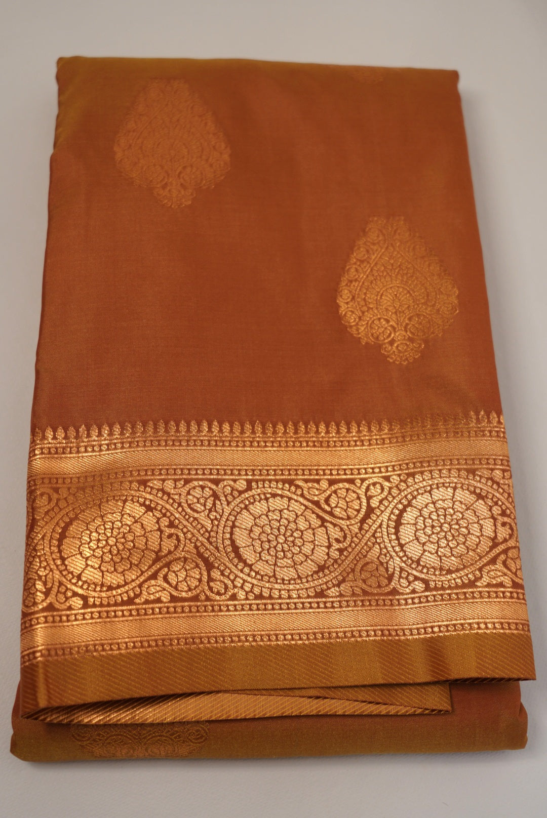 Kalaivizhi Saree