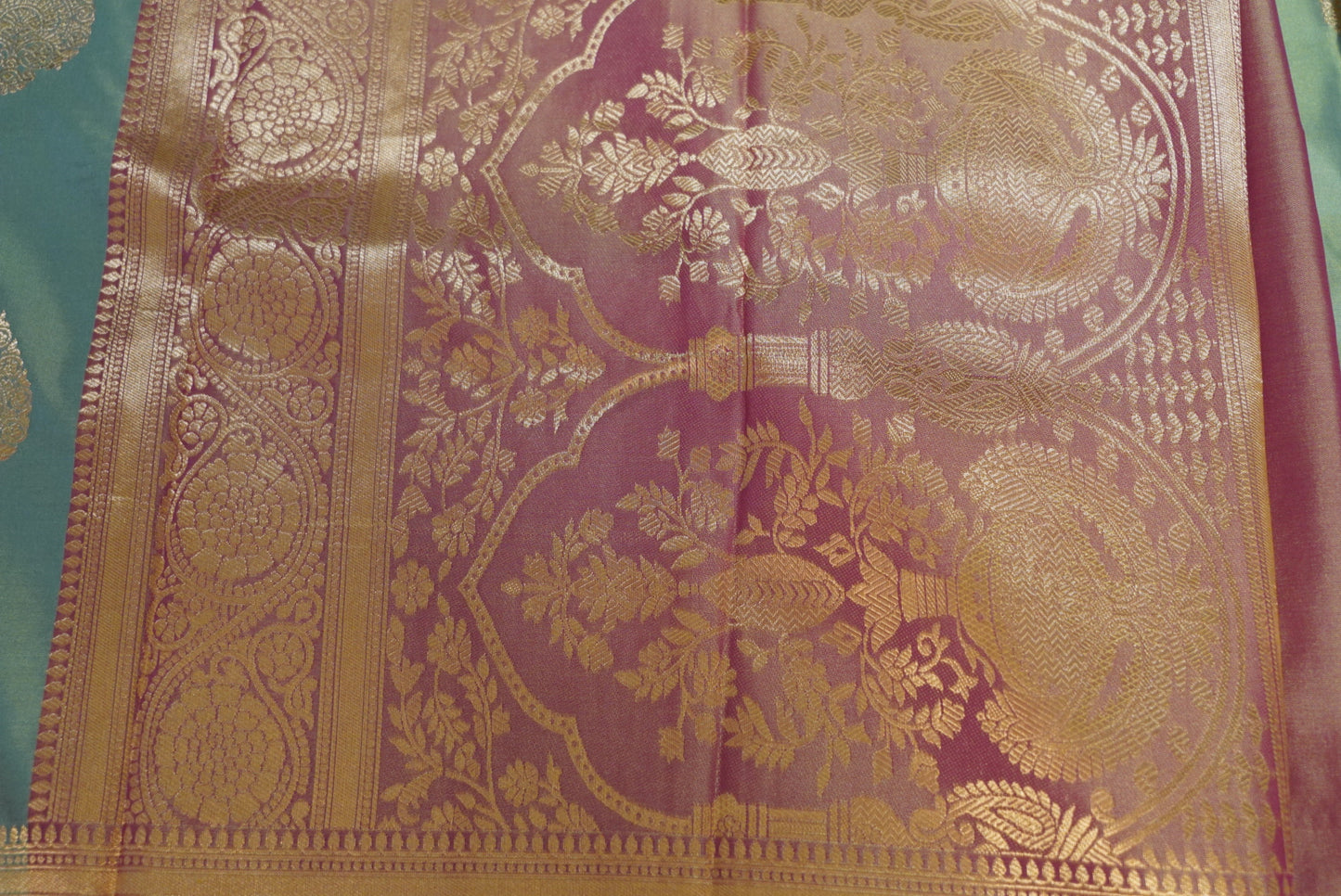 Kalaivizhi Saree