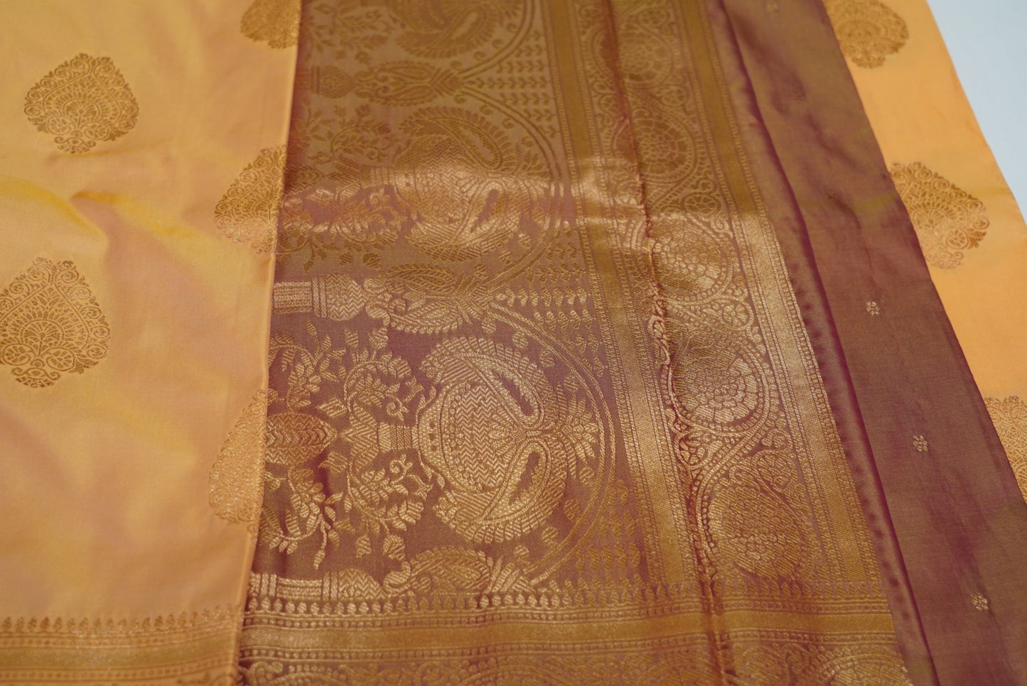 Kalaivizhi Saree