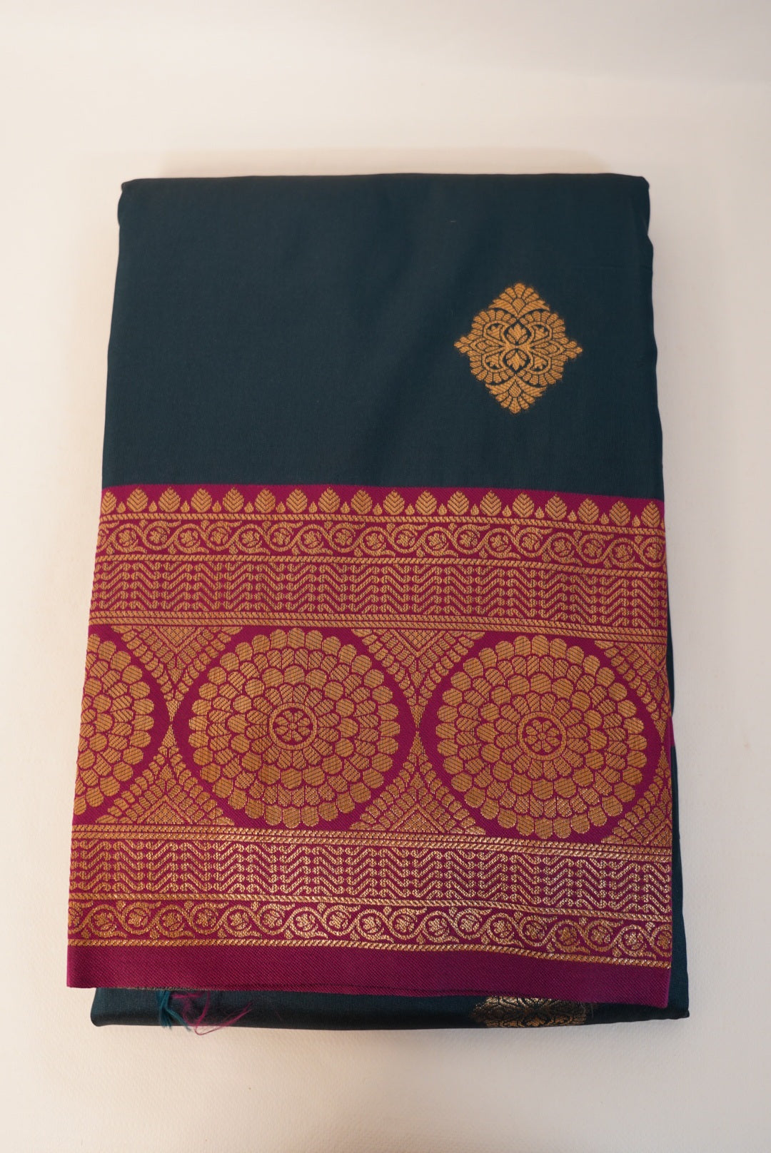 Madhurika Saree