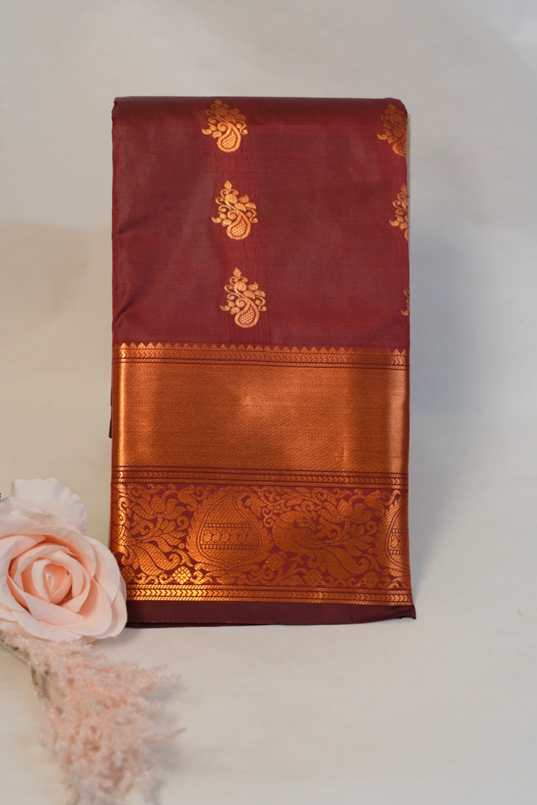 Adhira Saree