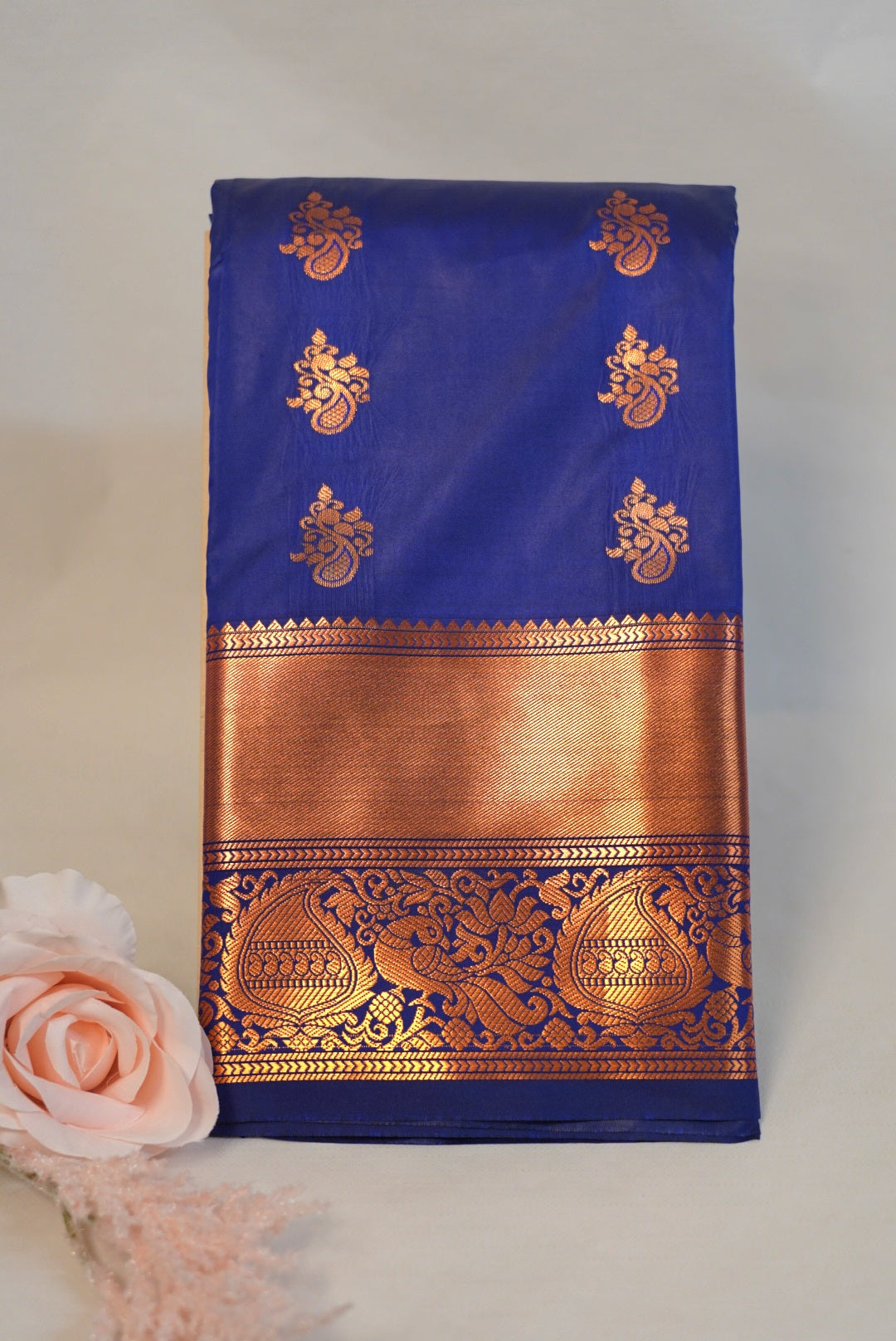 Adhira Saree