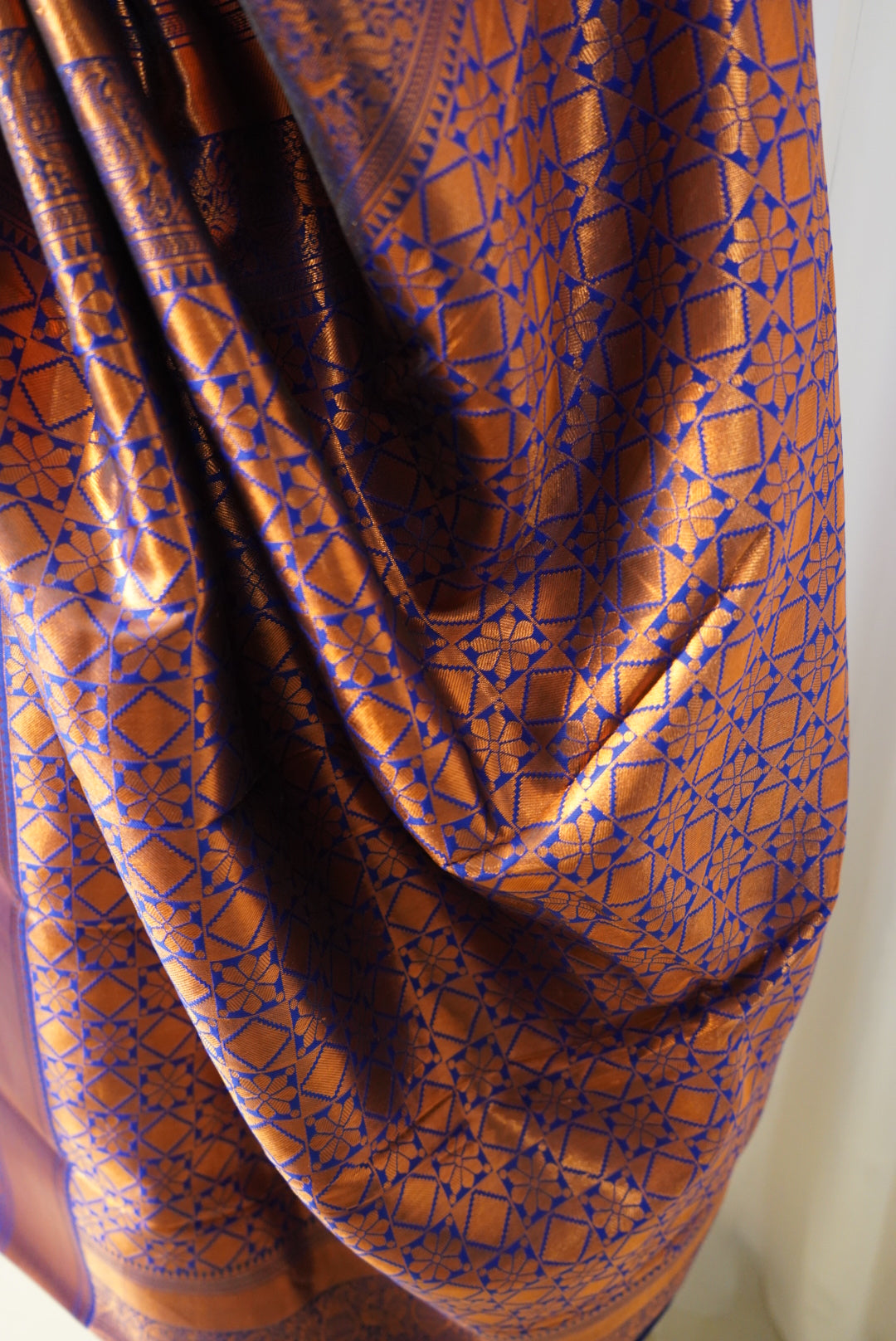Adhira Saree
