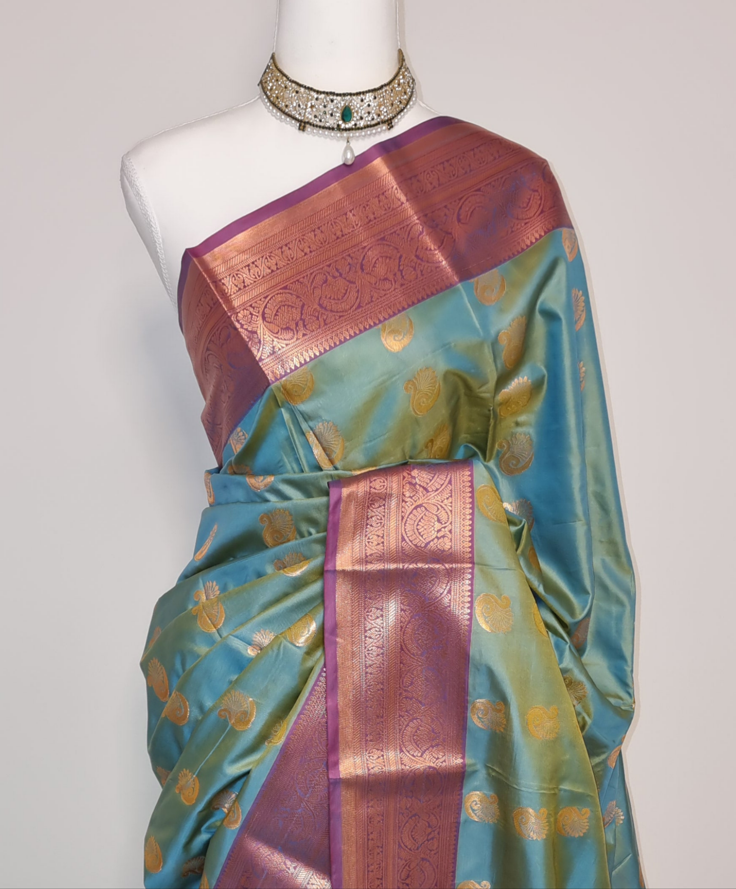 Hamsini Elegance Saree